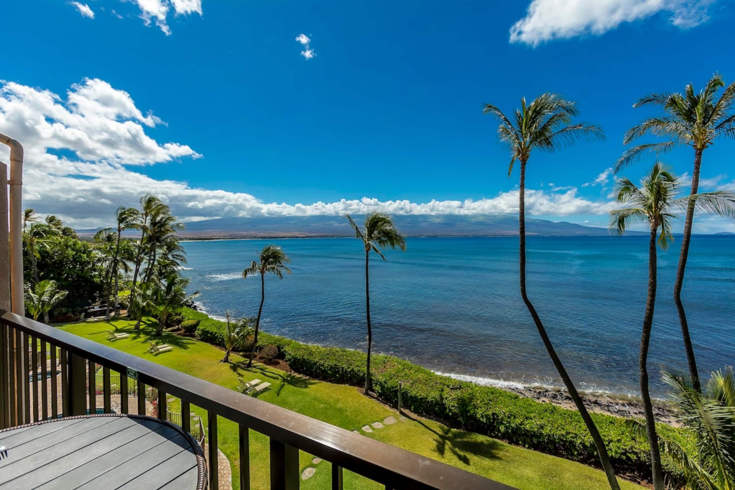Oceanfront condo w/ whale watching views - Photo 21