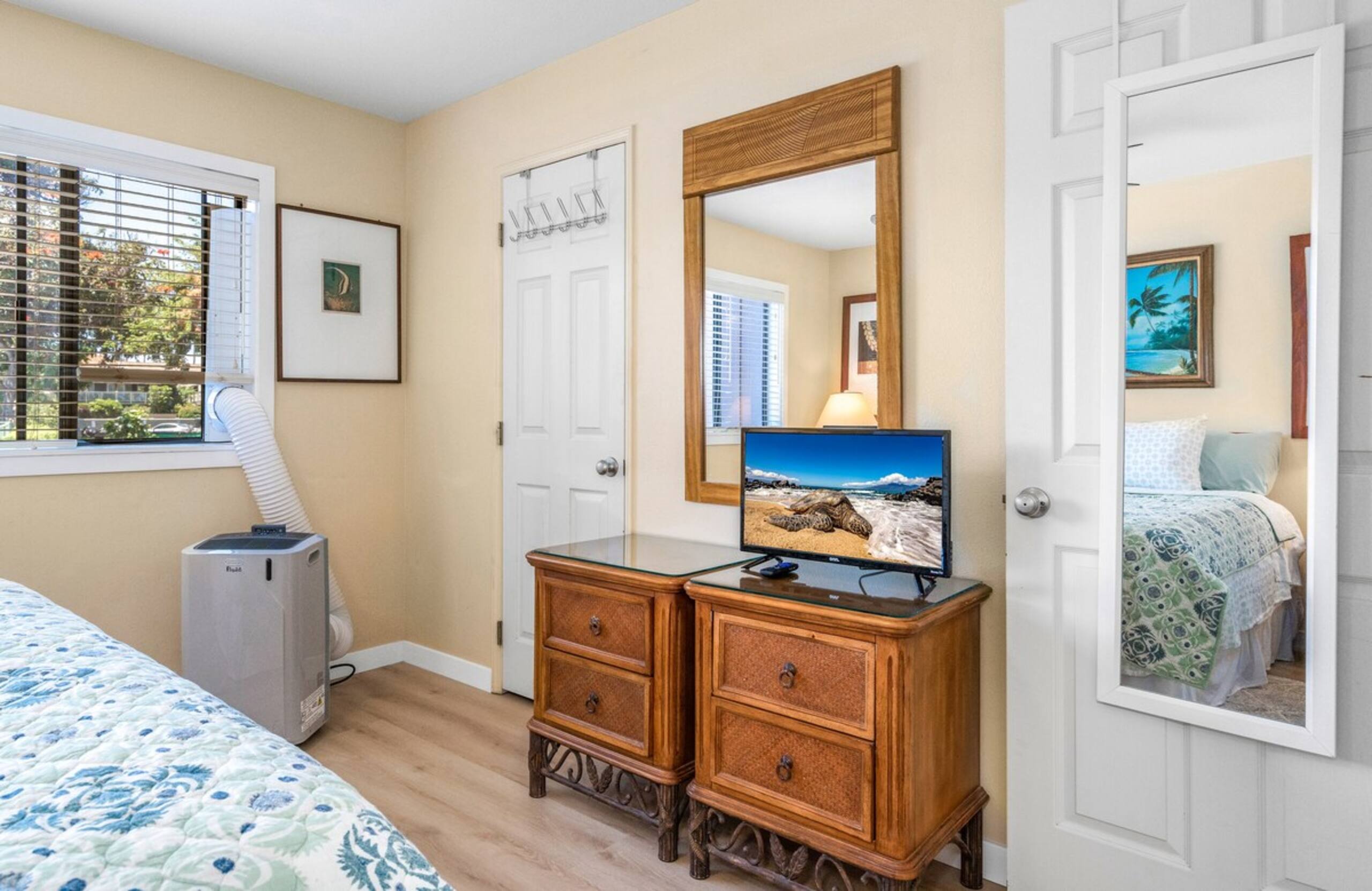 Ocean View Near Beach Pool Access A/C KBVA103 - Photo 13