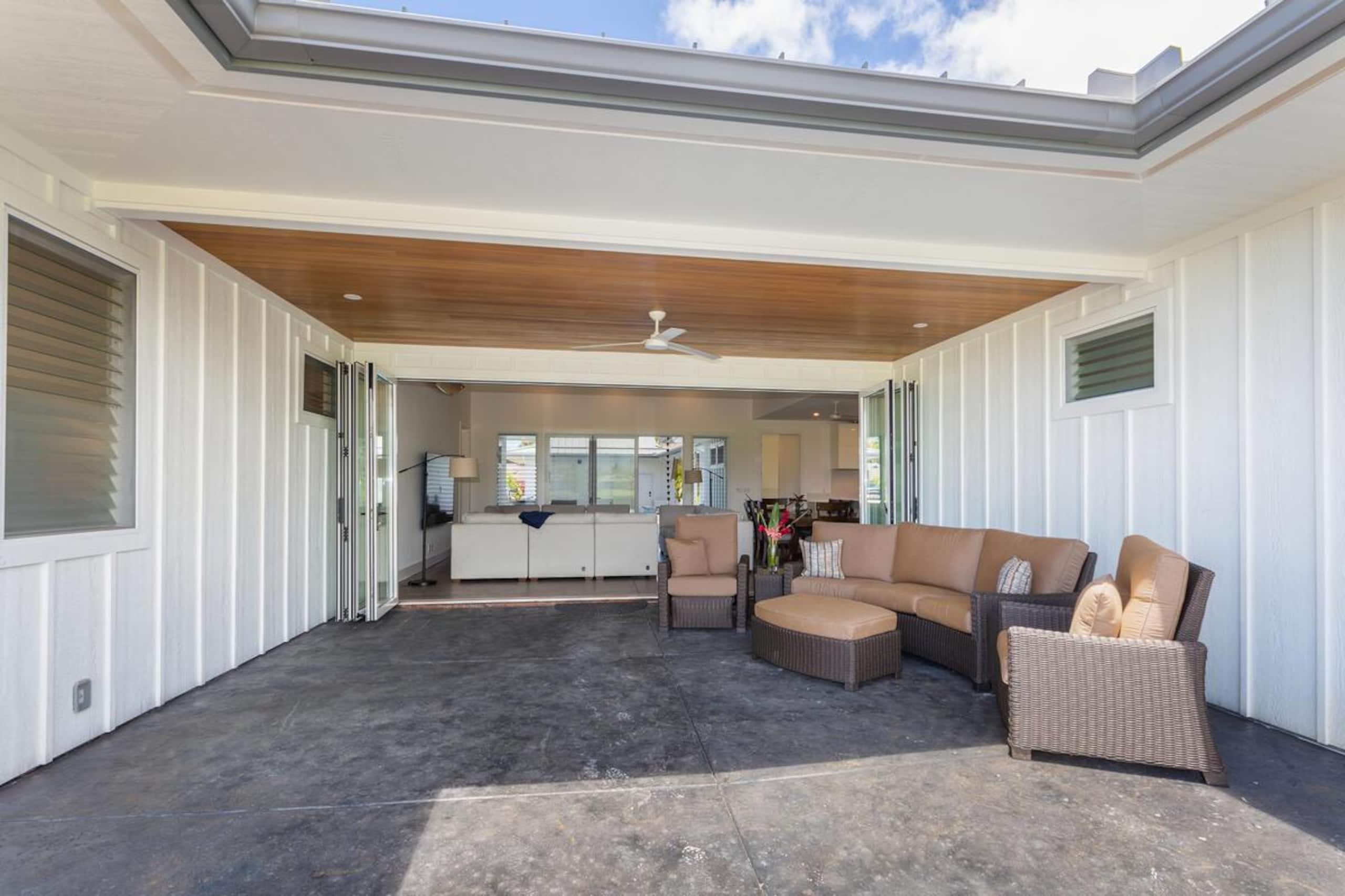 Pool & Spa, Ocean, Golf on the North Shore - Photo 12