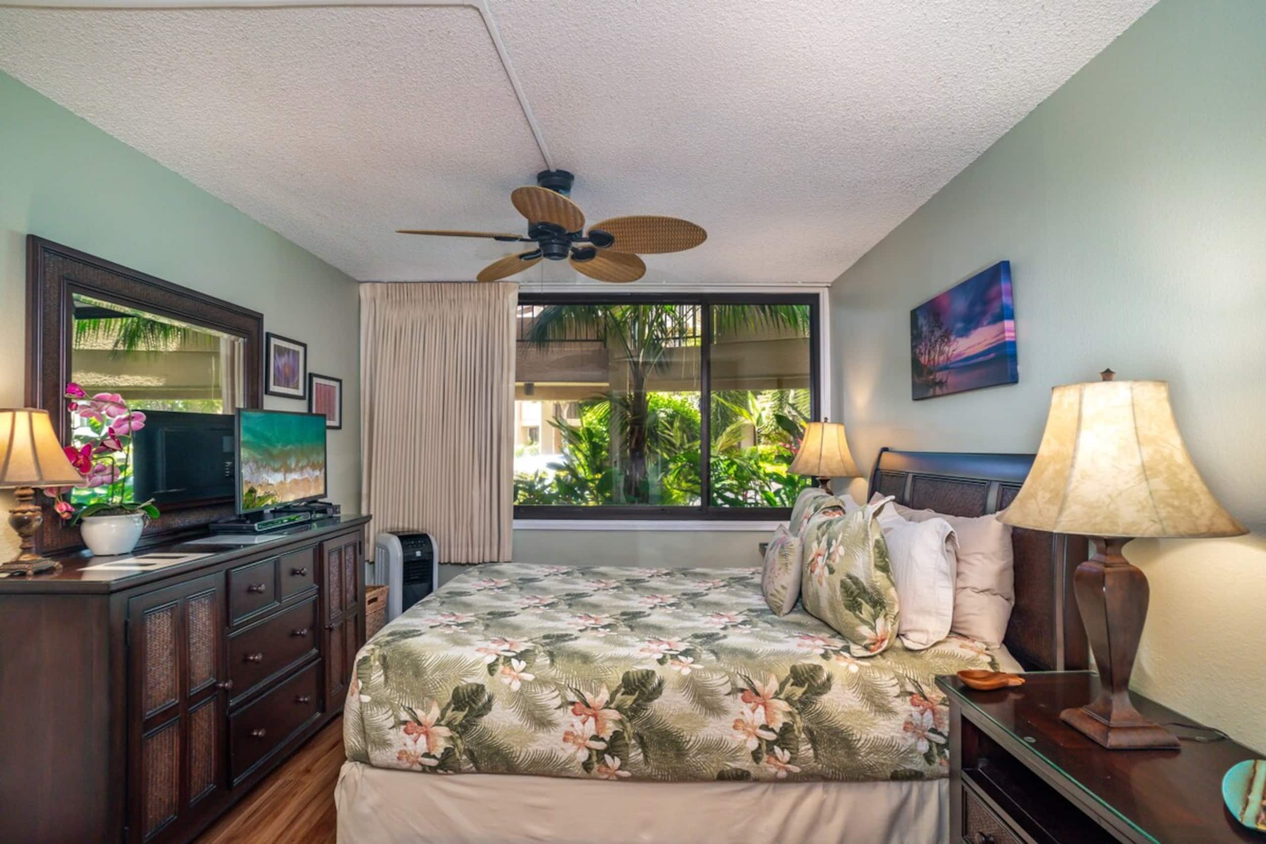Beachfront condo steps from Kamaole Beach III - Photo 25