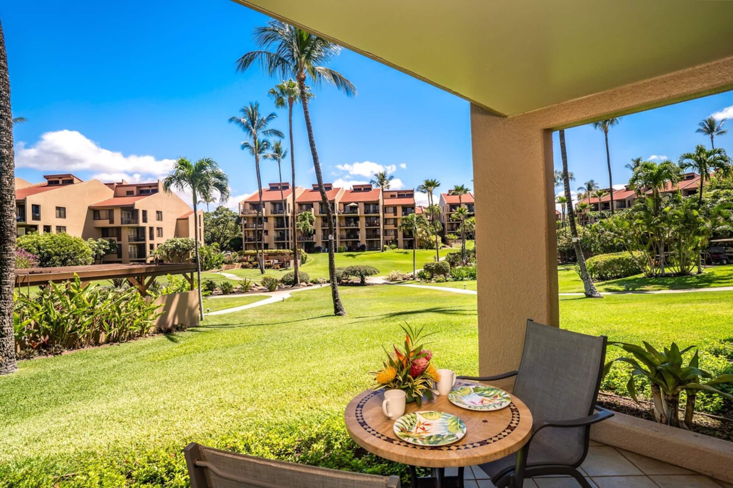 Beachfront condo steps from Kamaole Beach III - Photo 5