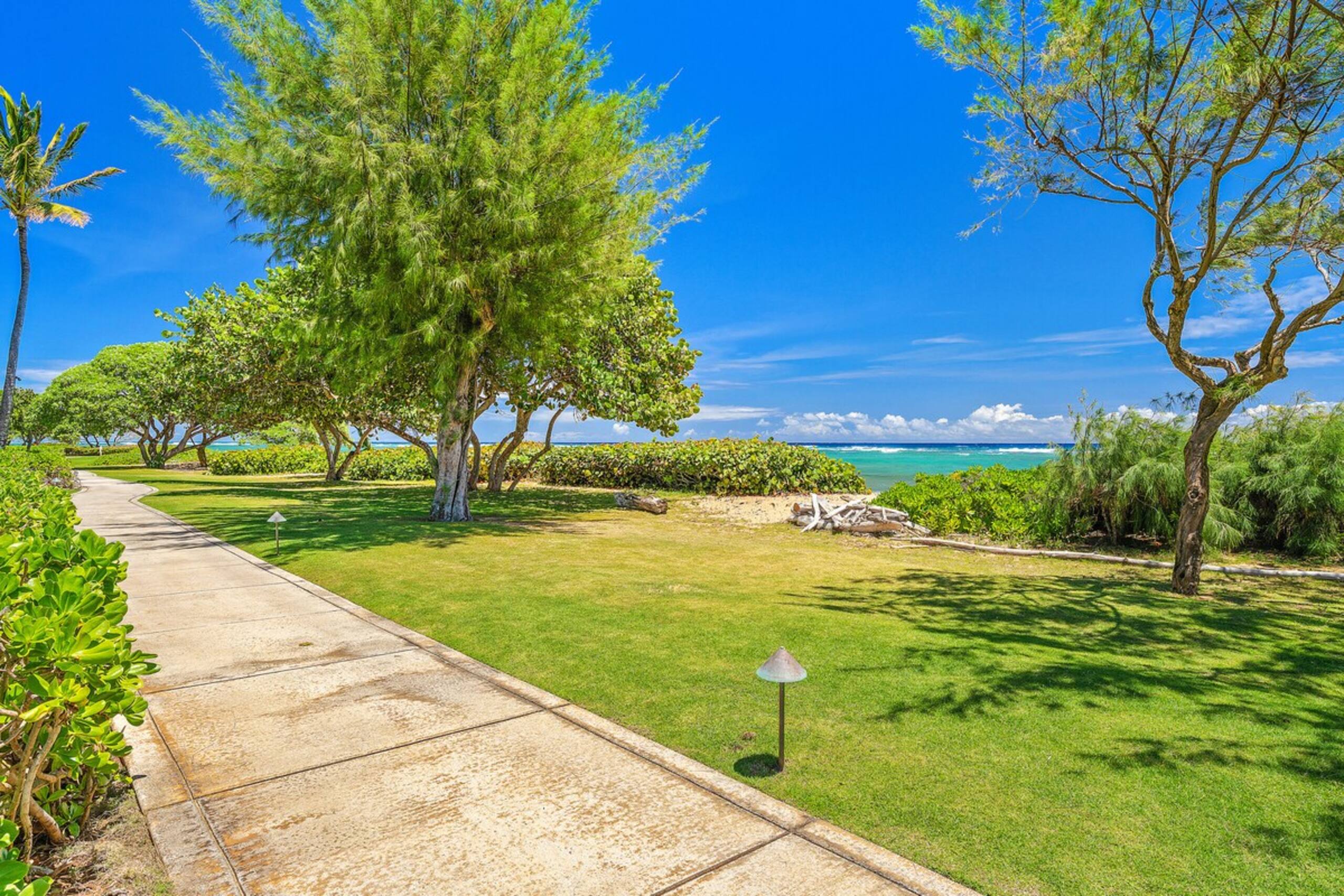 Waipouli Oceanfront Condo - Steps to the Beach - Photo 36