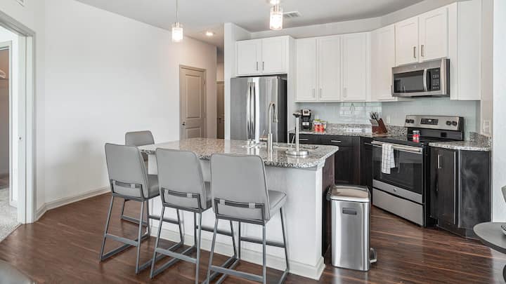 Landing | Incredible 1bd, Gym, Yoga Studio - Sarasota, FL