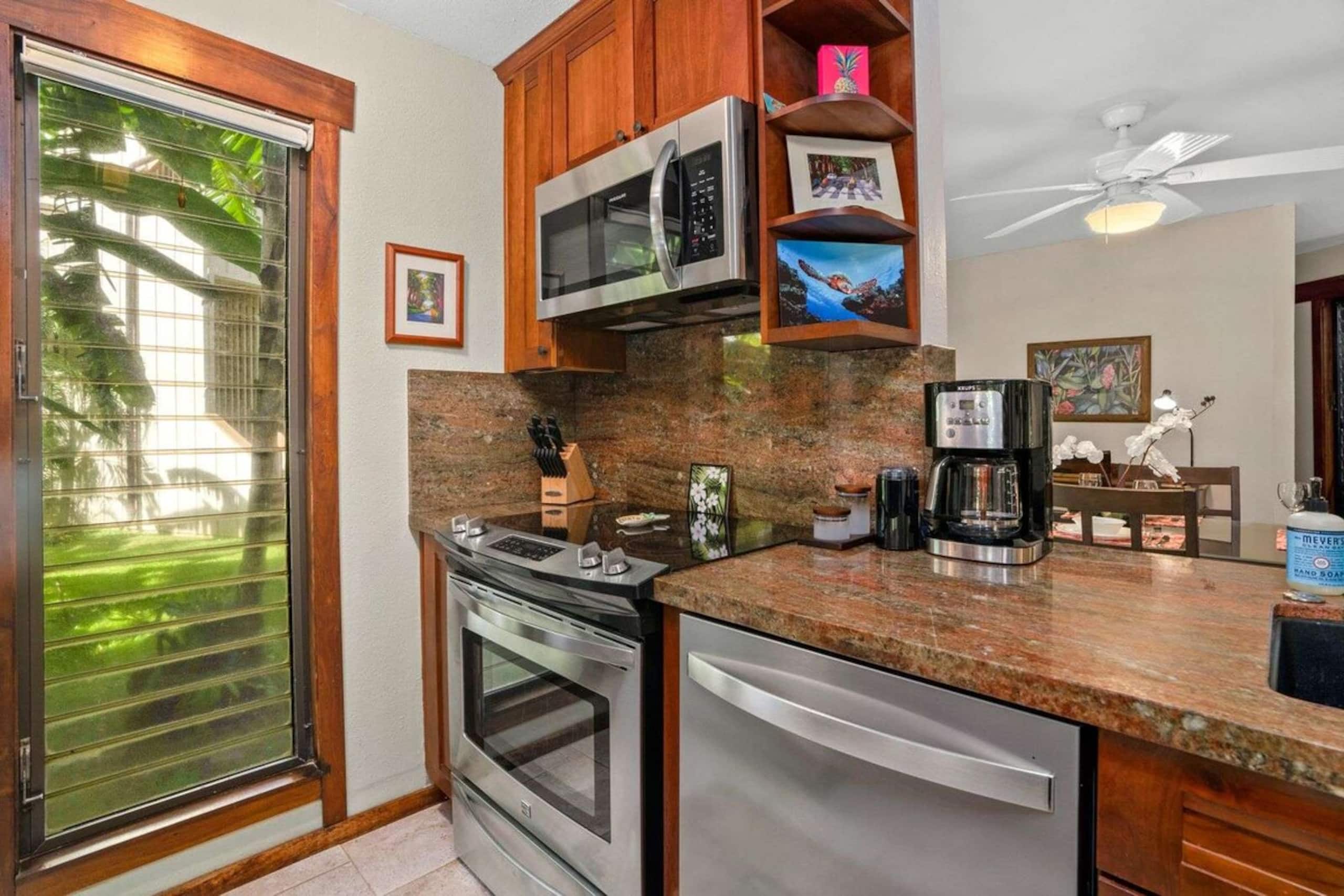 1 Bed 1st Floor w/ A/C Pool, and Tropical Grounds - Photo 15