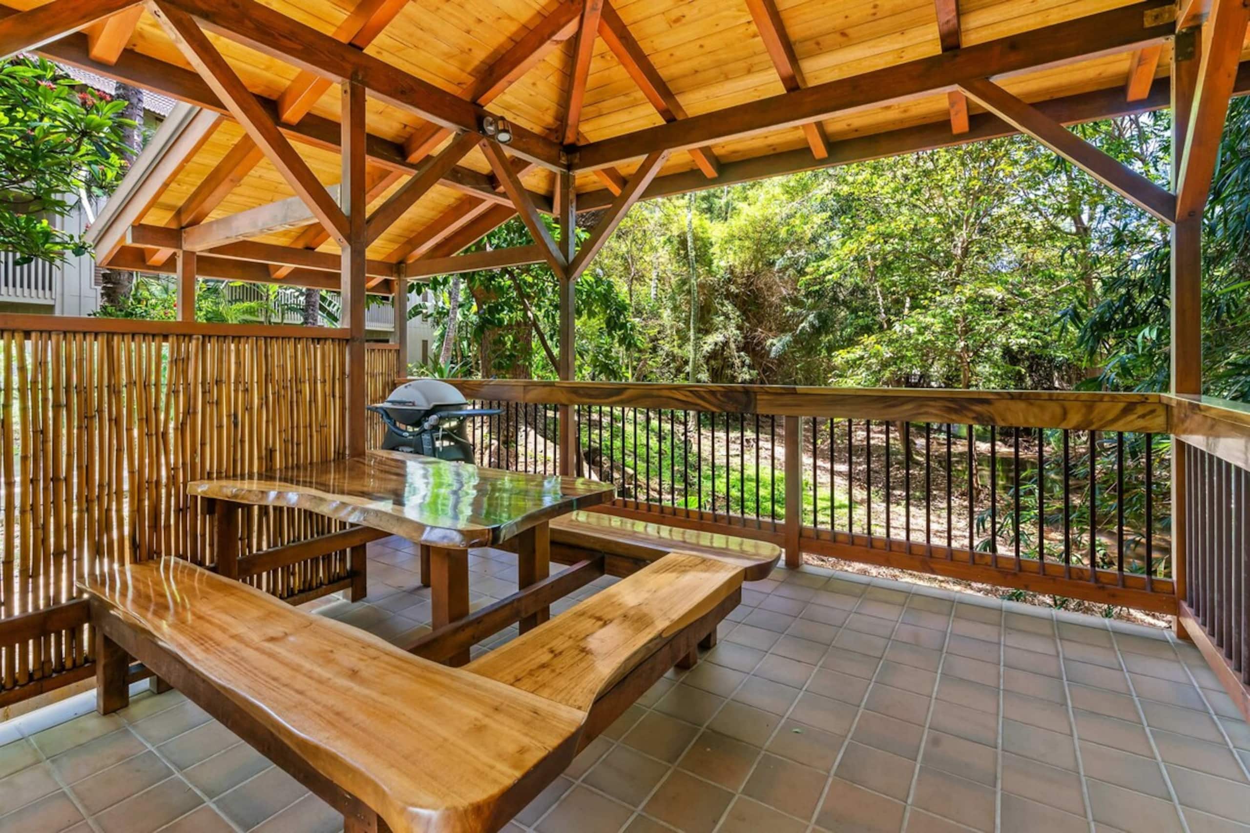 1 Bed 1st Floor w/ A/C Pool, and Tropical Grounds - Photo 30
