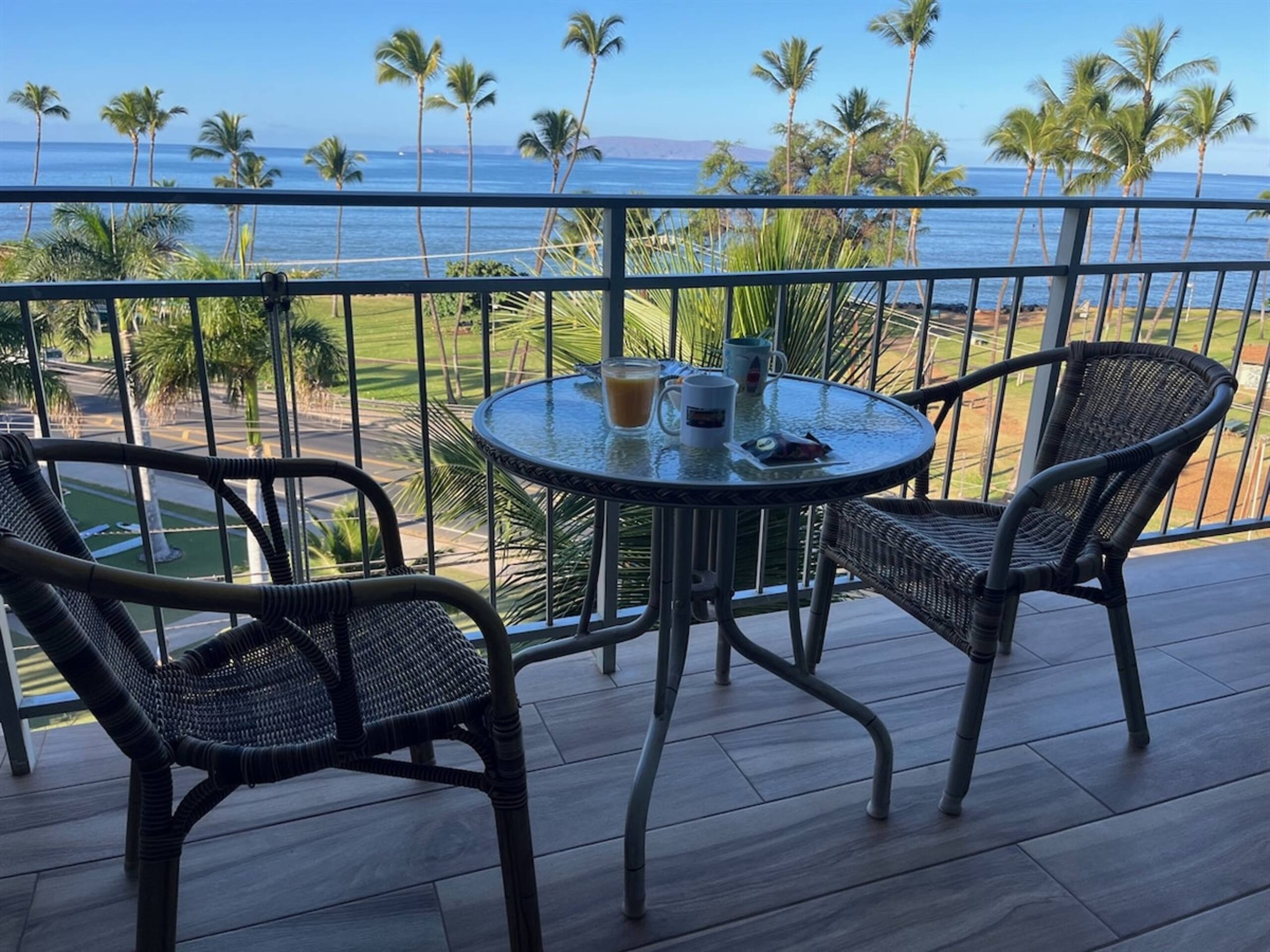Oceanview Penthouse: Peaceful Upscale Escape, View - Photo 18
