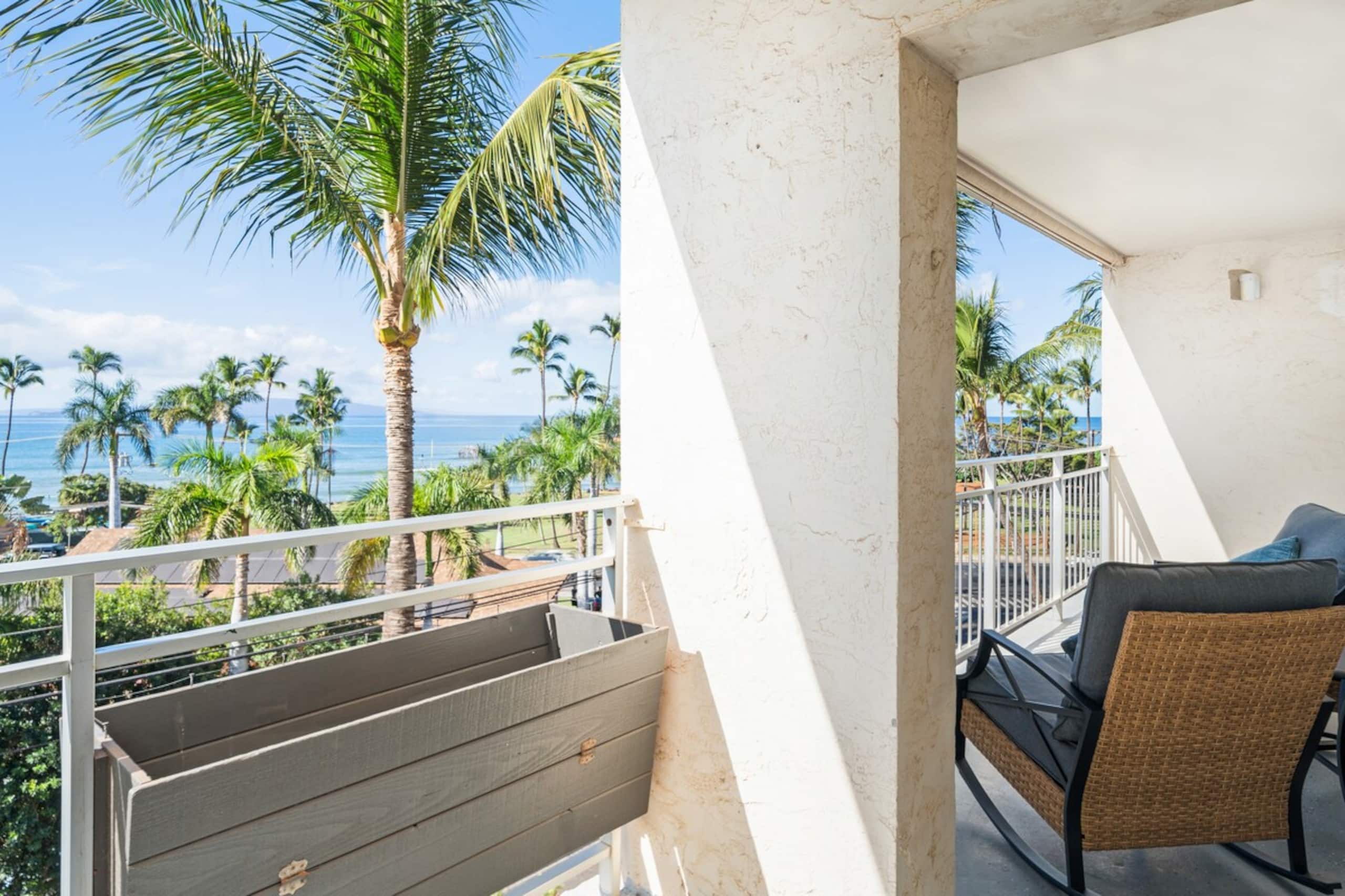 Spread Aloha: Ocean Views, Artist Inspired Oasis - Photo 54