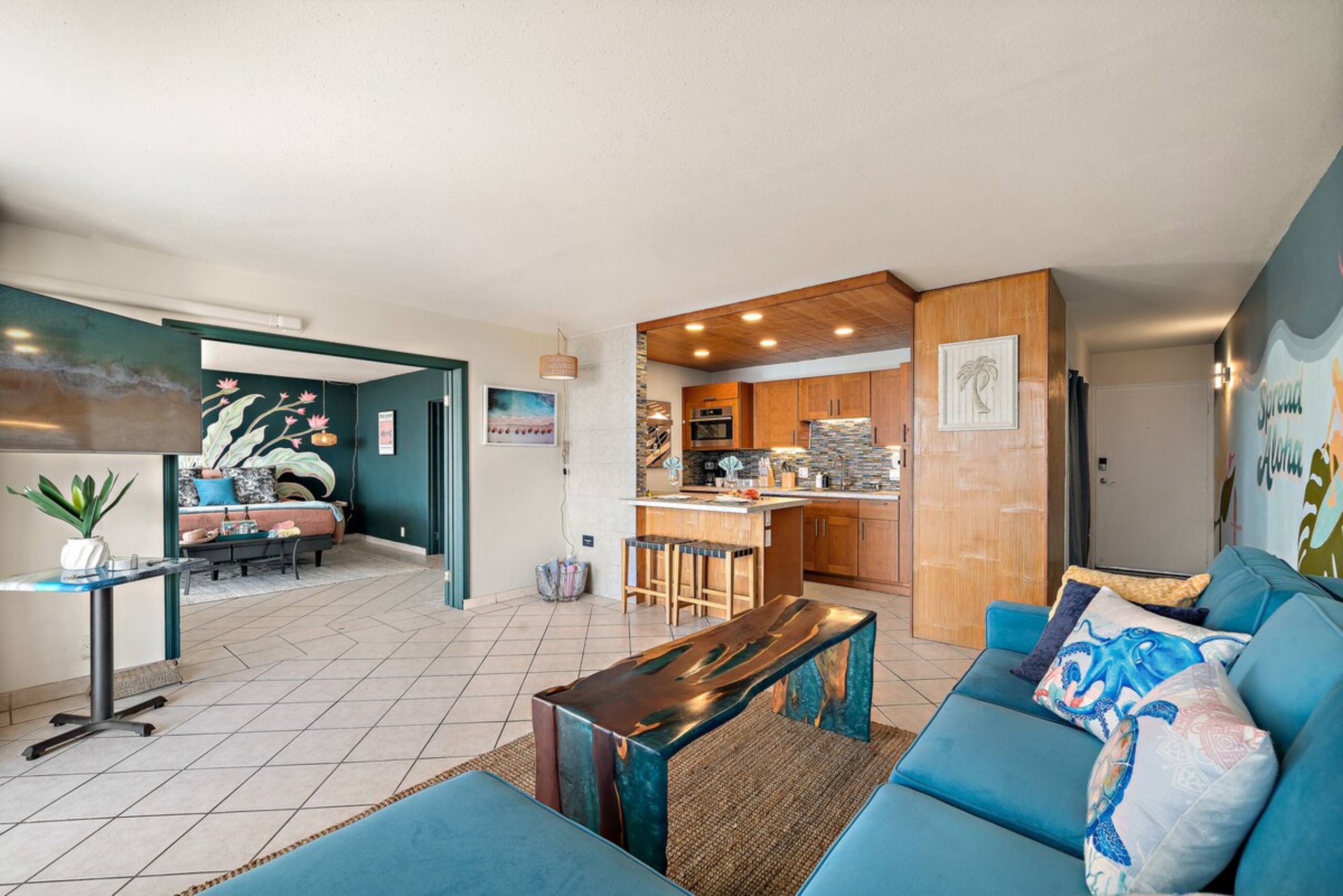 Spread Aloha: Ocean Views, Artist Inspired Oasis - Photo 9