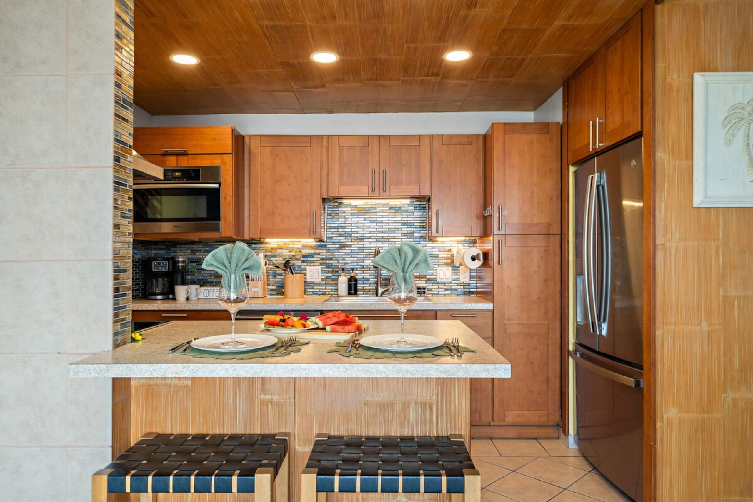 Spread Aloha: Ocean Views, Artist Inspired Oasis - Photo 20