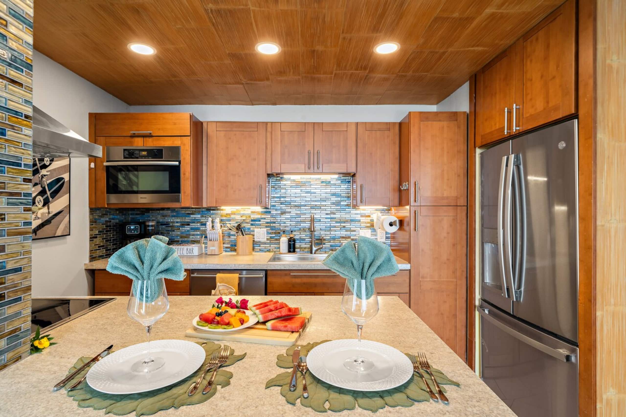 Spread Aloha: Ocean Views, Artist Inspired Oasis - Photo 23