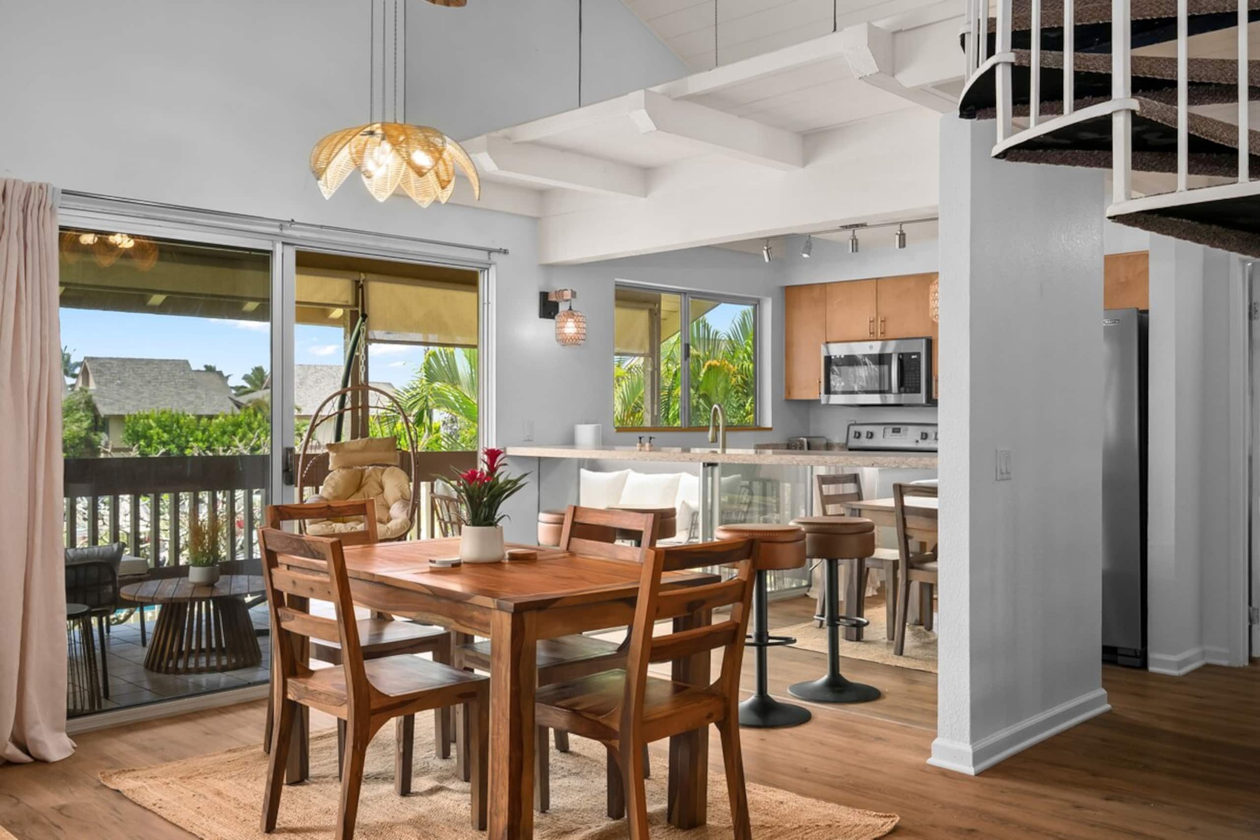 Makani Breeze Oasis, AC, Pool, Hot Tub - Photo 10