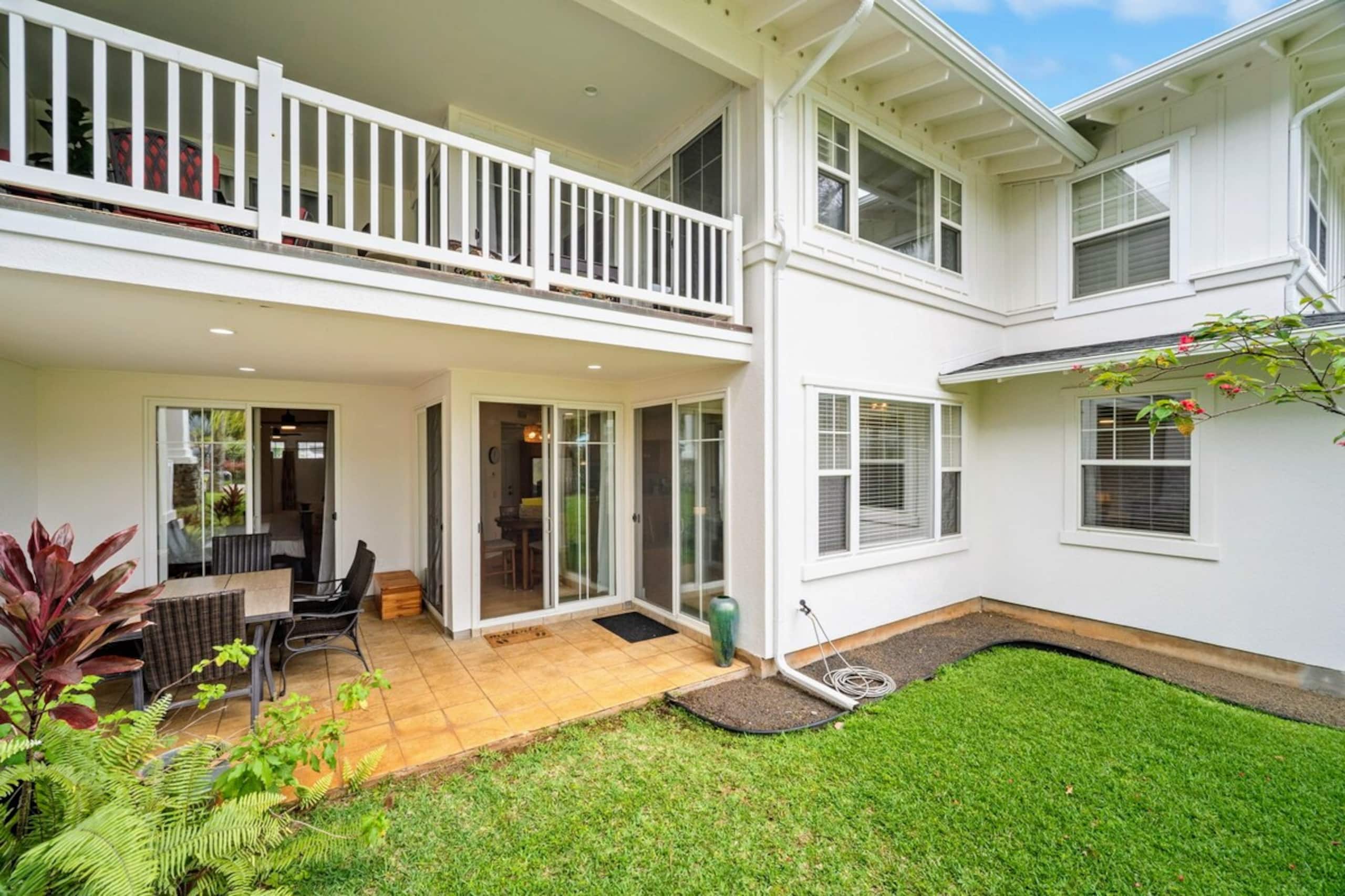 Tropical condo facing pool, lawn, & hot tub! - Photo 34