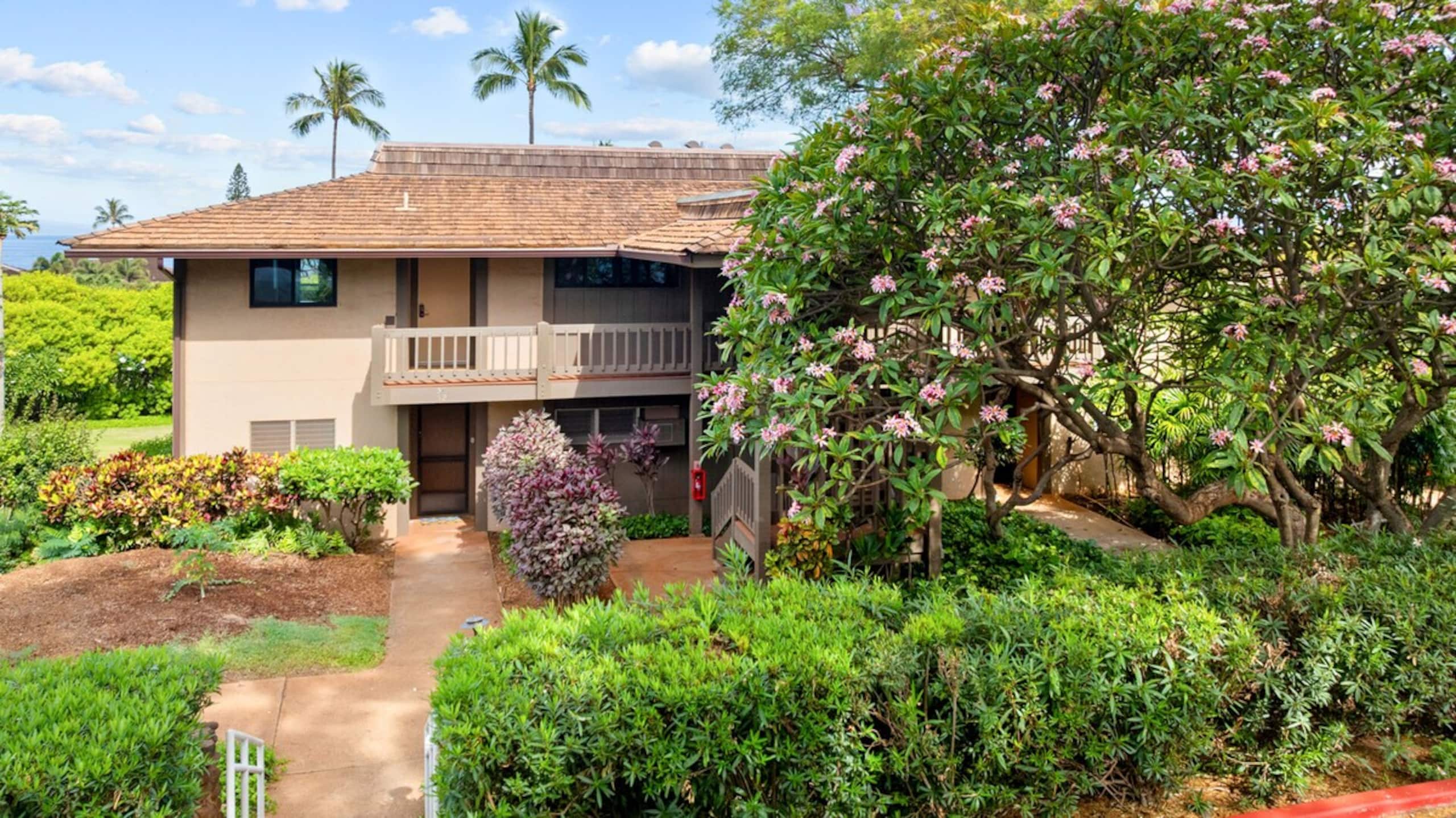 Hidden West Maui Gem with Ocean View and Split A/C - Photo 38