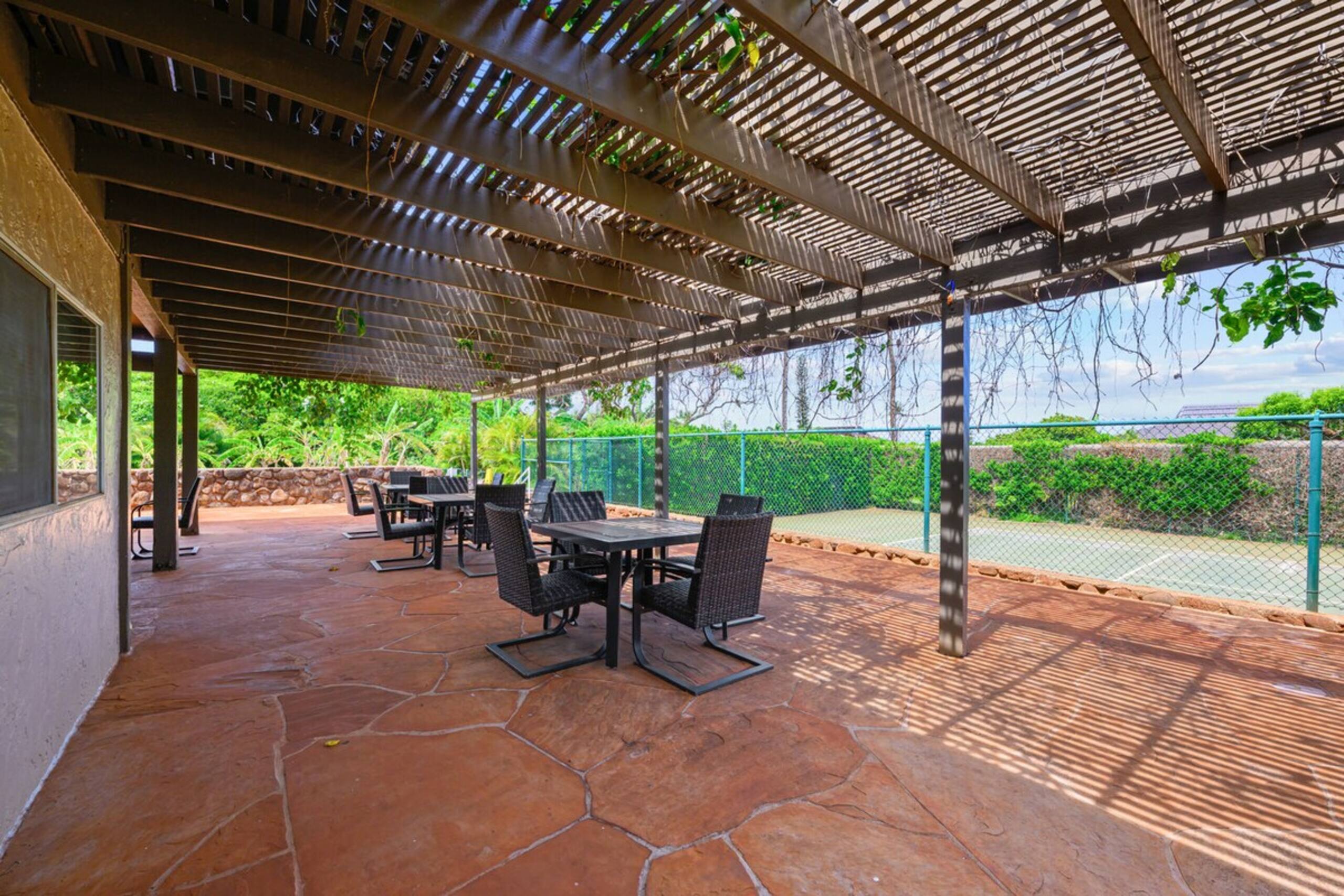 Hidden West Maui Gem with Ocean View and Split A/C - Photo 50