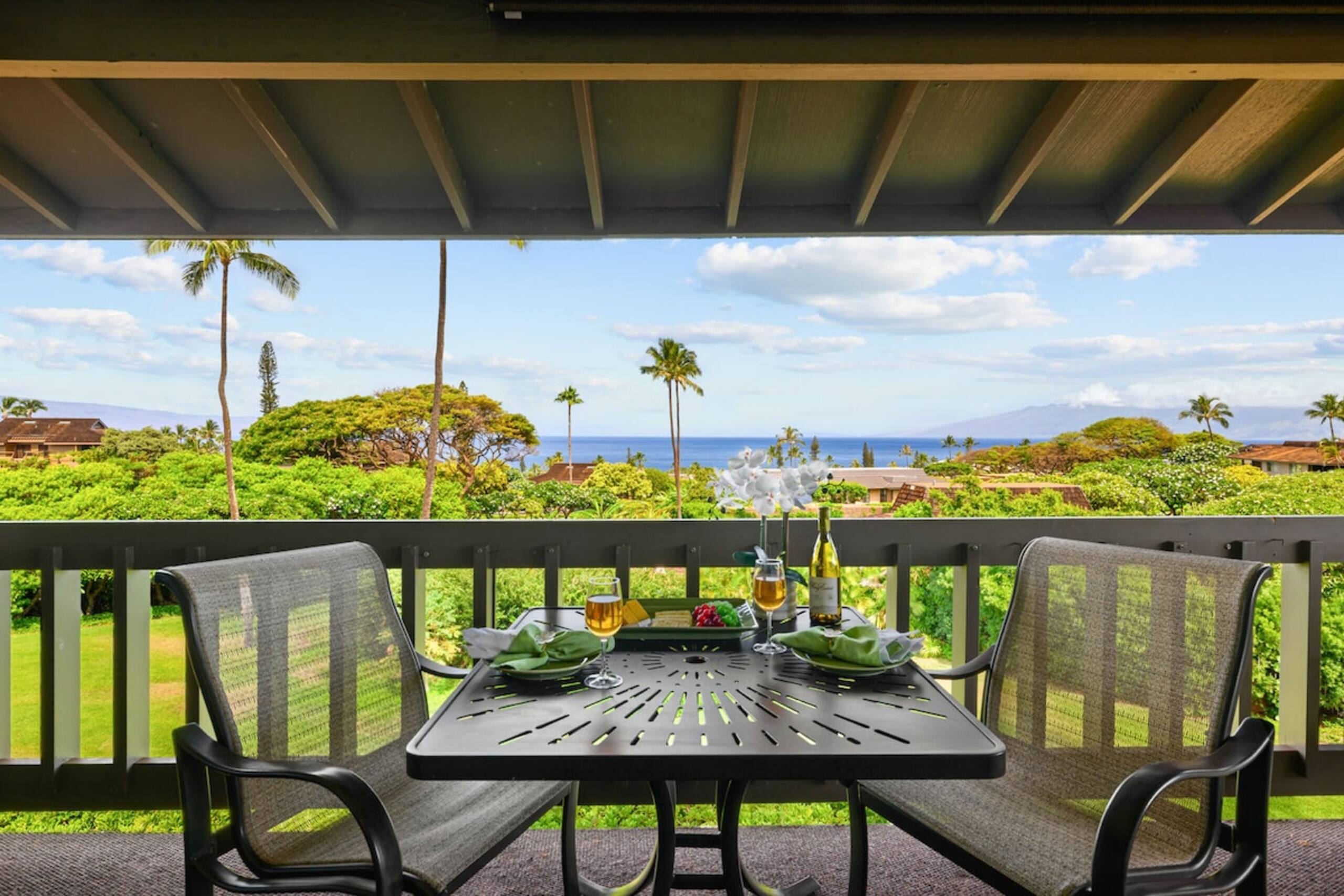 Hidden West Maui Gem with Ocean View and Split A/C - Photo 2