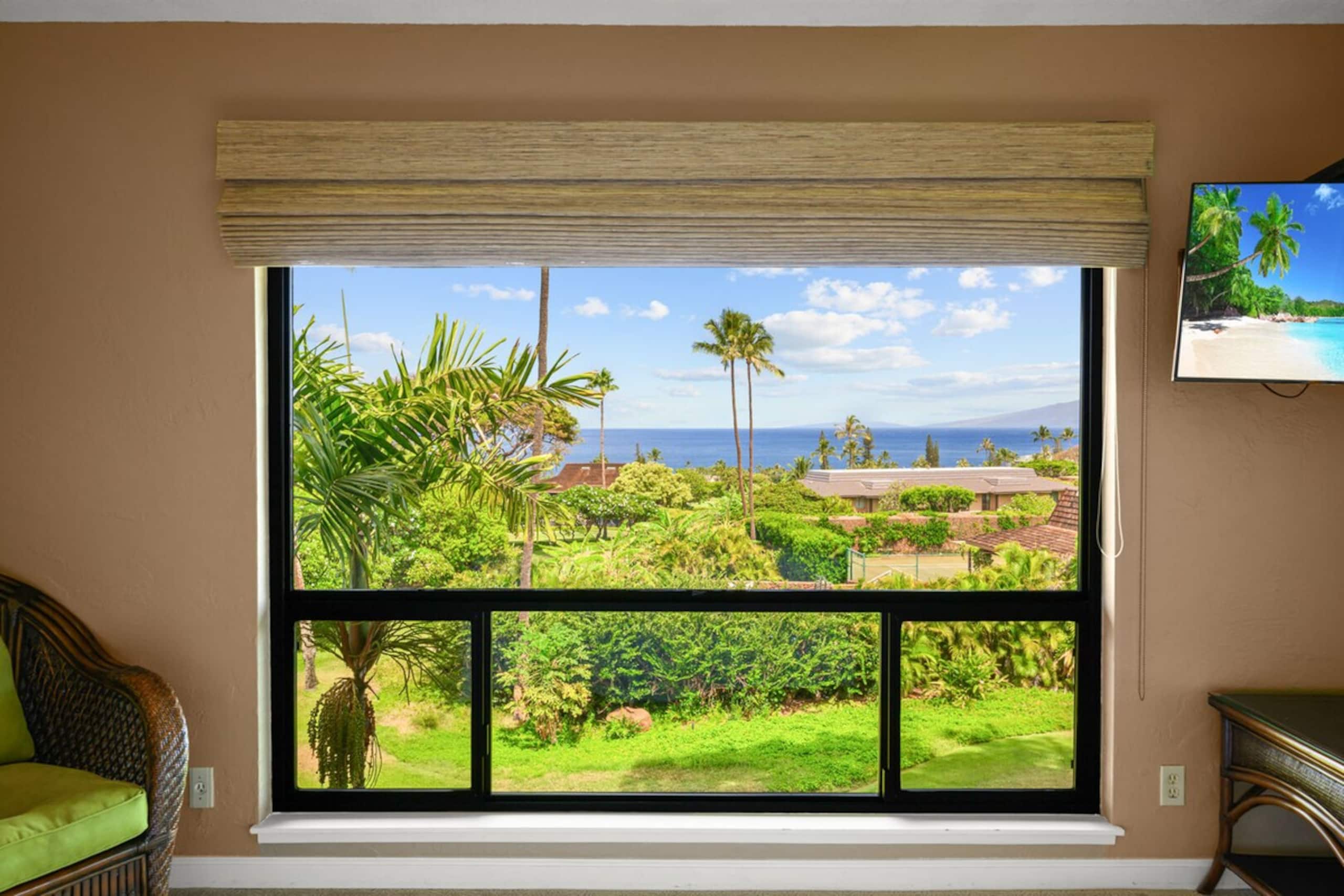 Hidden West Maui Gem with Ocean View and Split A/C - Photo 27