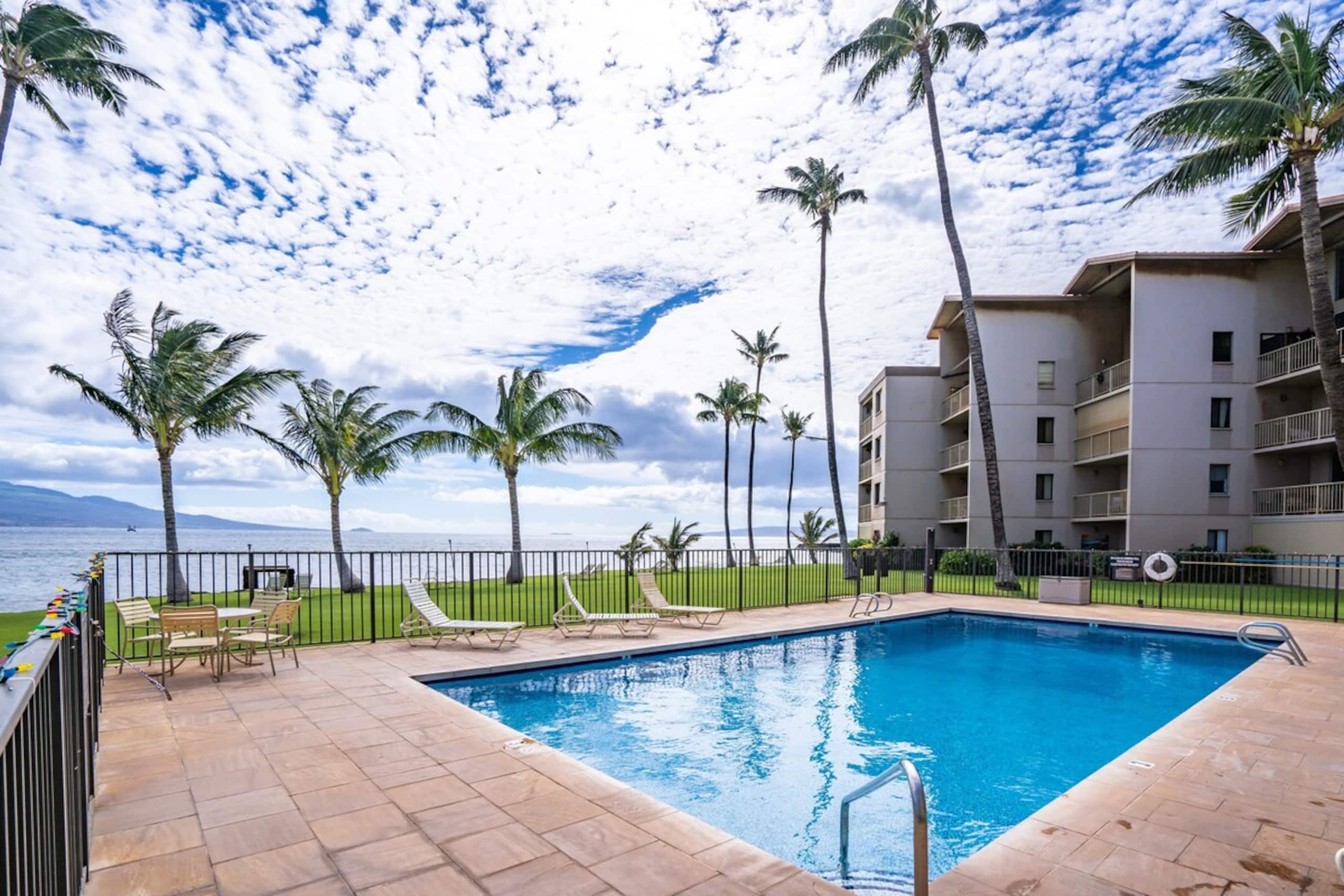 Oceanfront Penthouse at Maalaea in South Maui - Photo 34