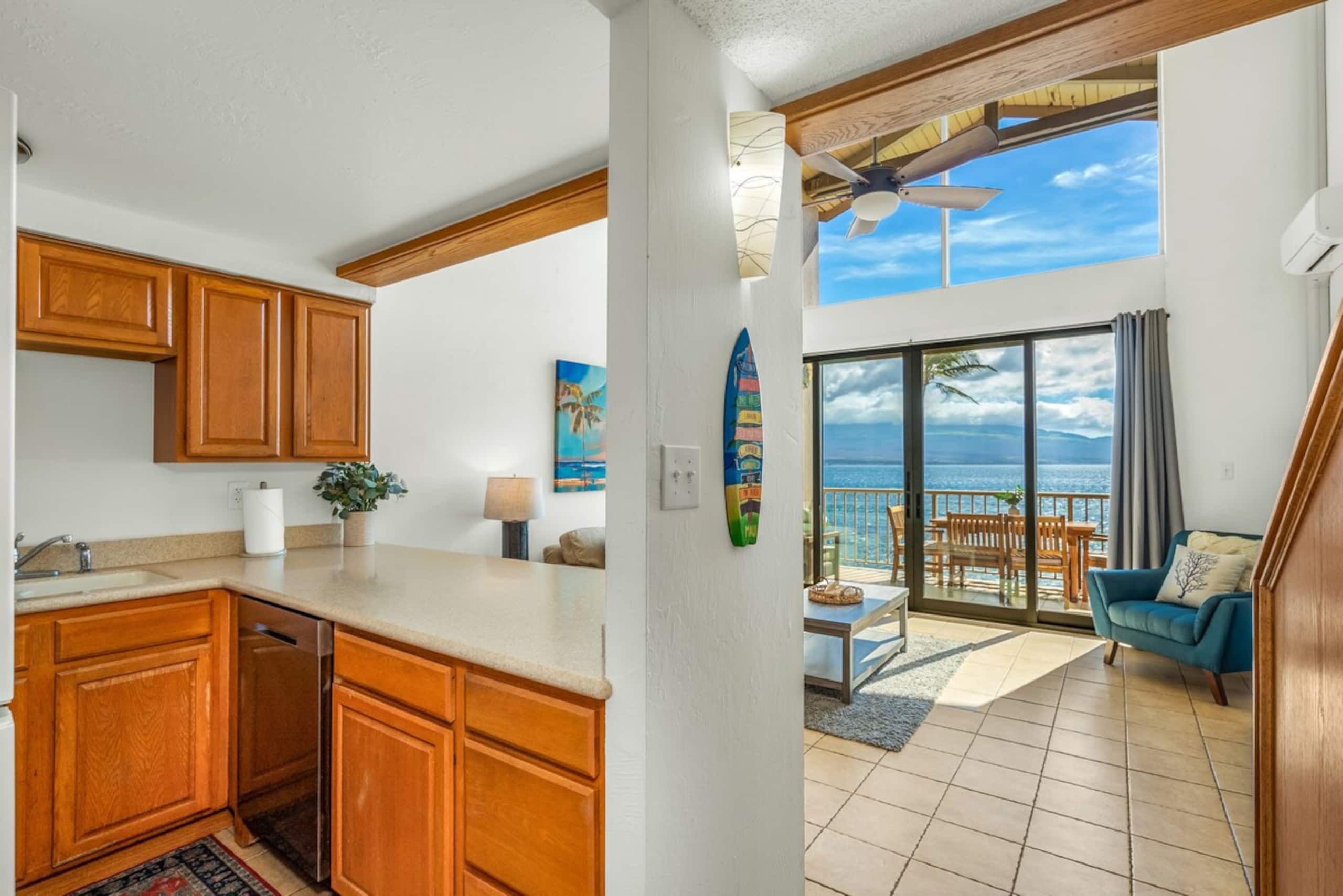 Oceanfront Penthouse at Maalaea in South Maui - Photo 16