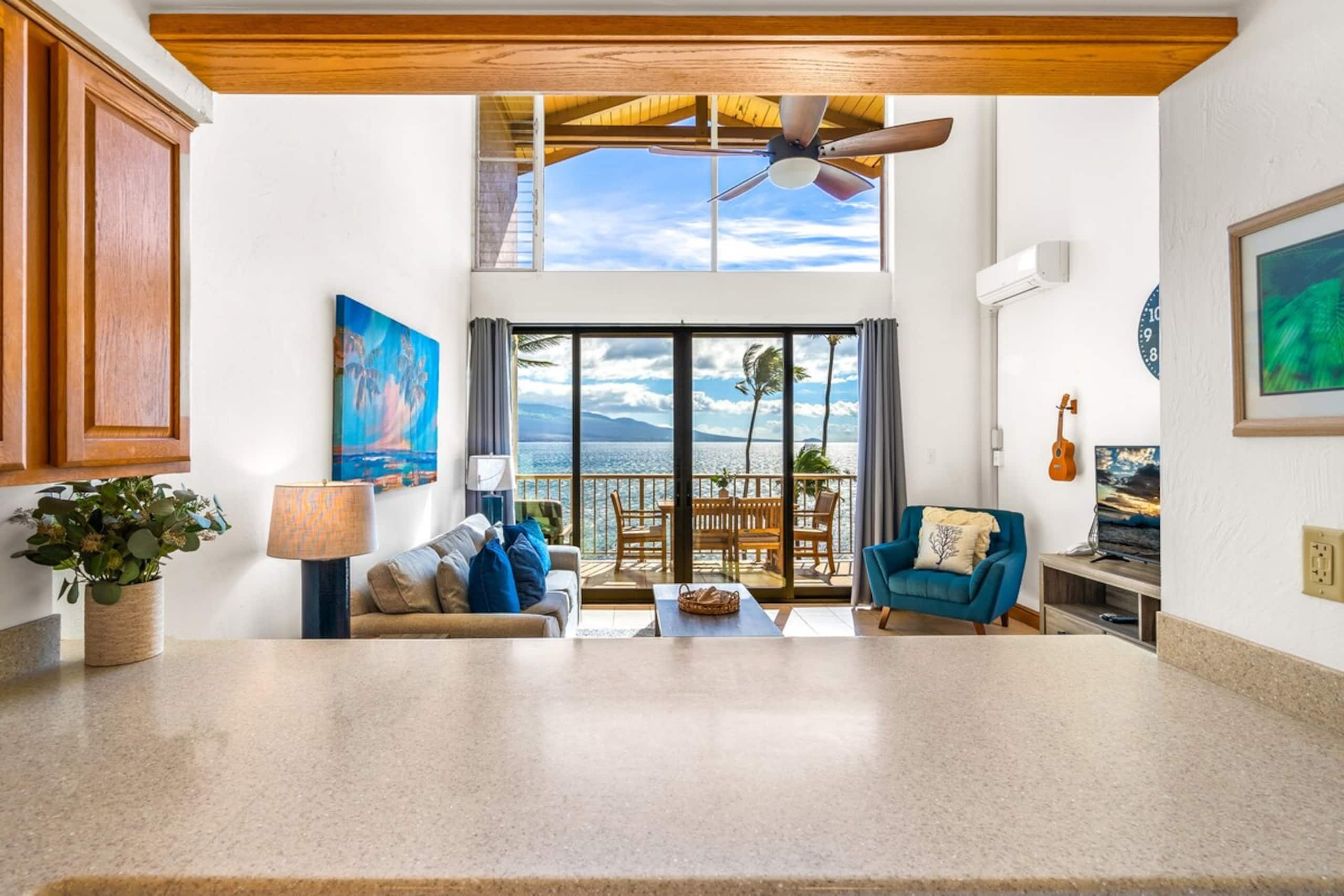 Oceanfront Penthouse at Maalaea in South Maui - Photo 15