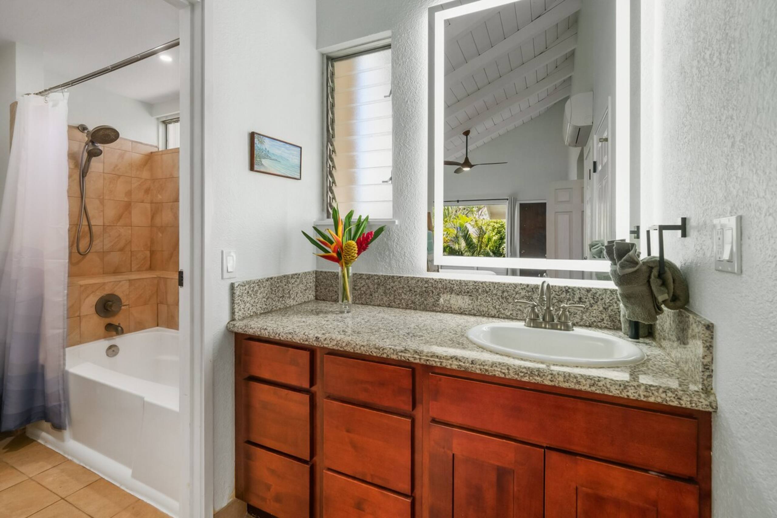 Contemporary 2-BR Condo w/AC & Scenic Views in PV - Photo 11