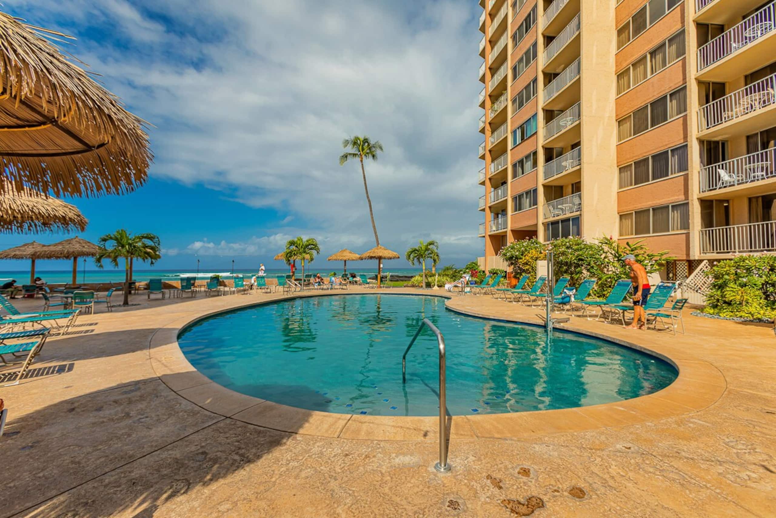 Oceanfront Maui condo w/ private lanai pool - Photo 7