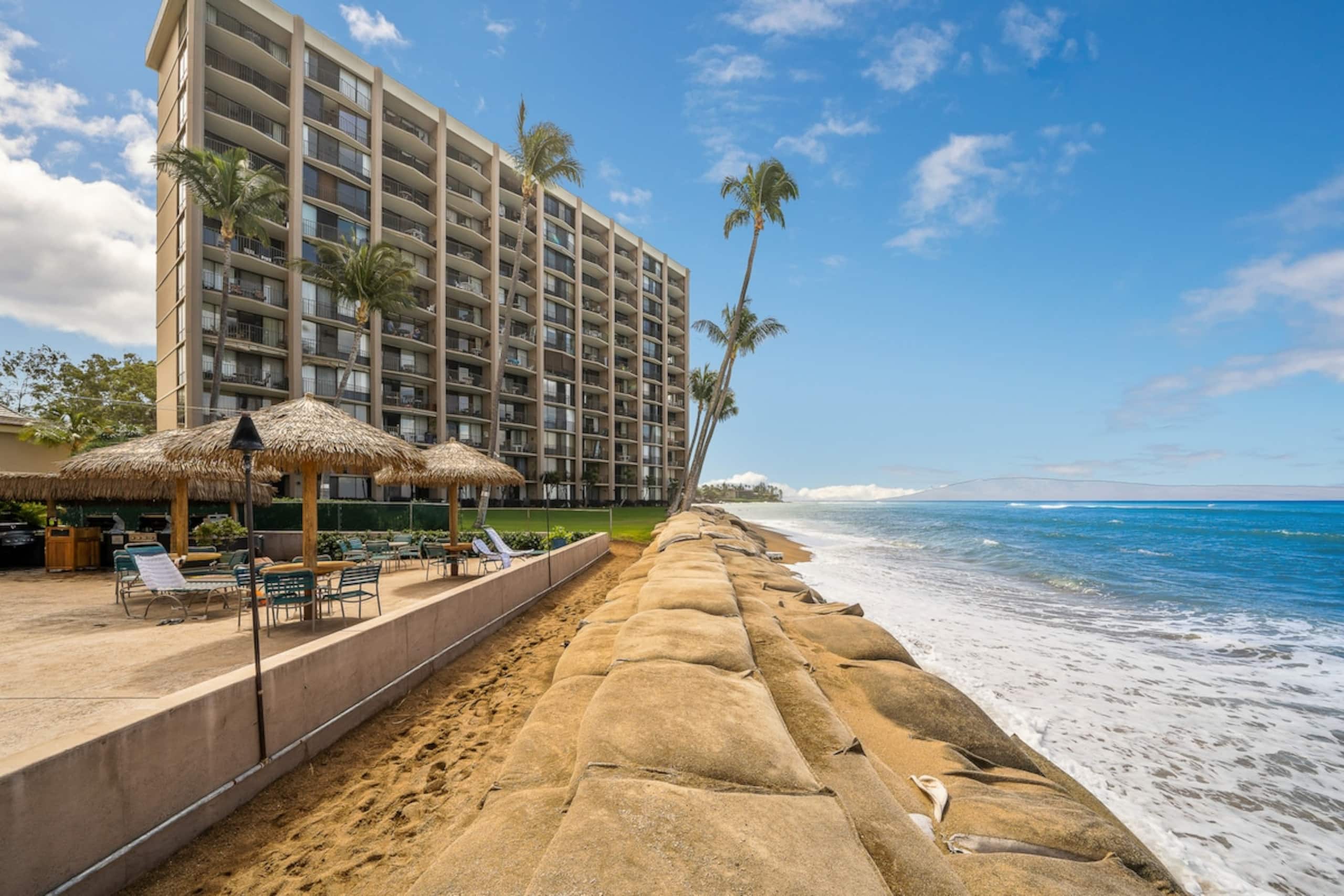 Studio Breathtaking Lanai Views-Valley Isle 507 - Photo 43