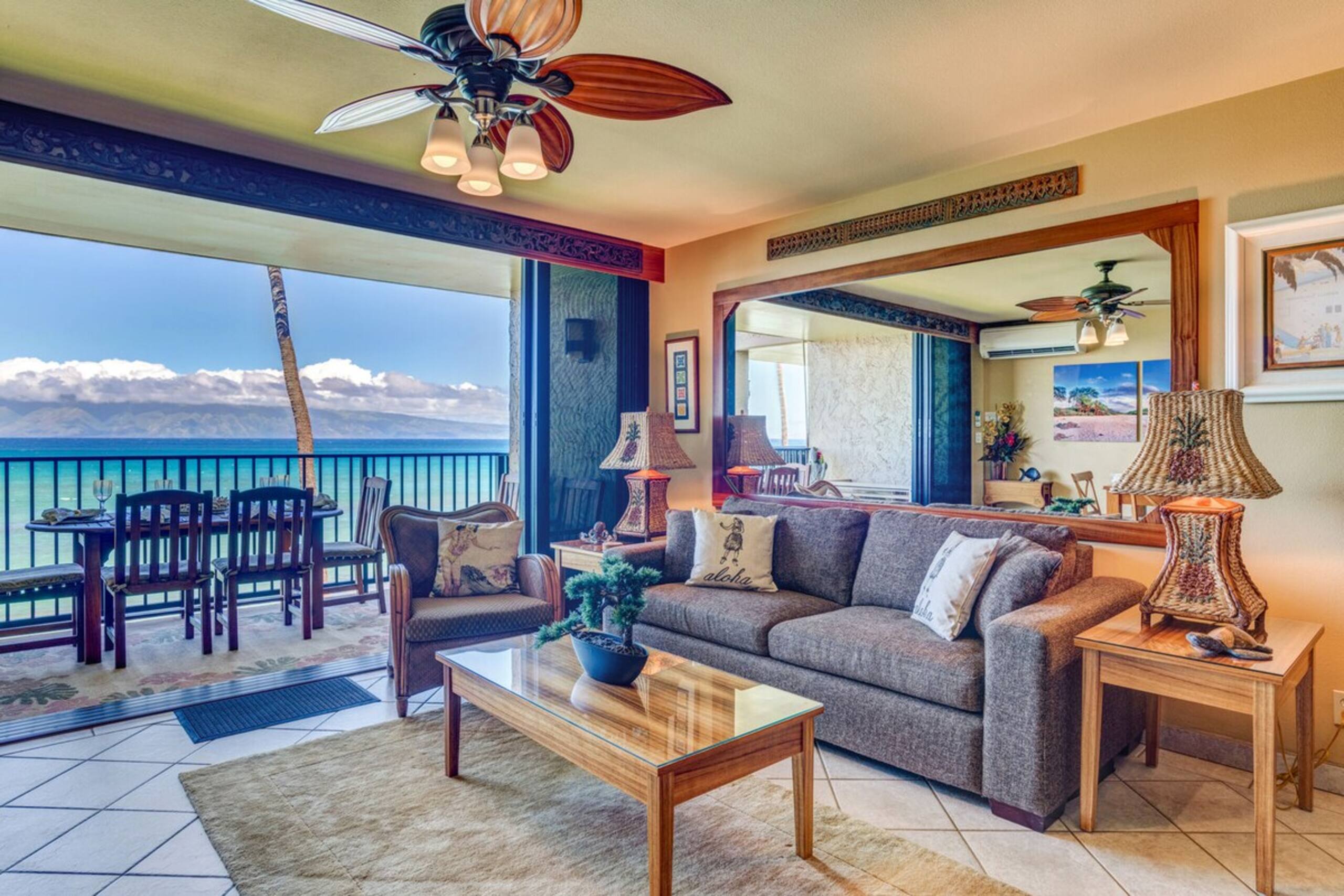 Newly upgraded kitchen with oceanfront views - Photo 6