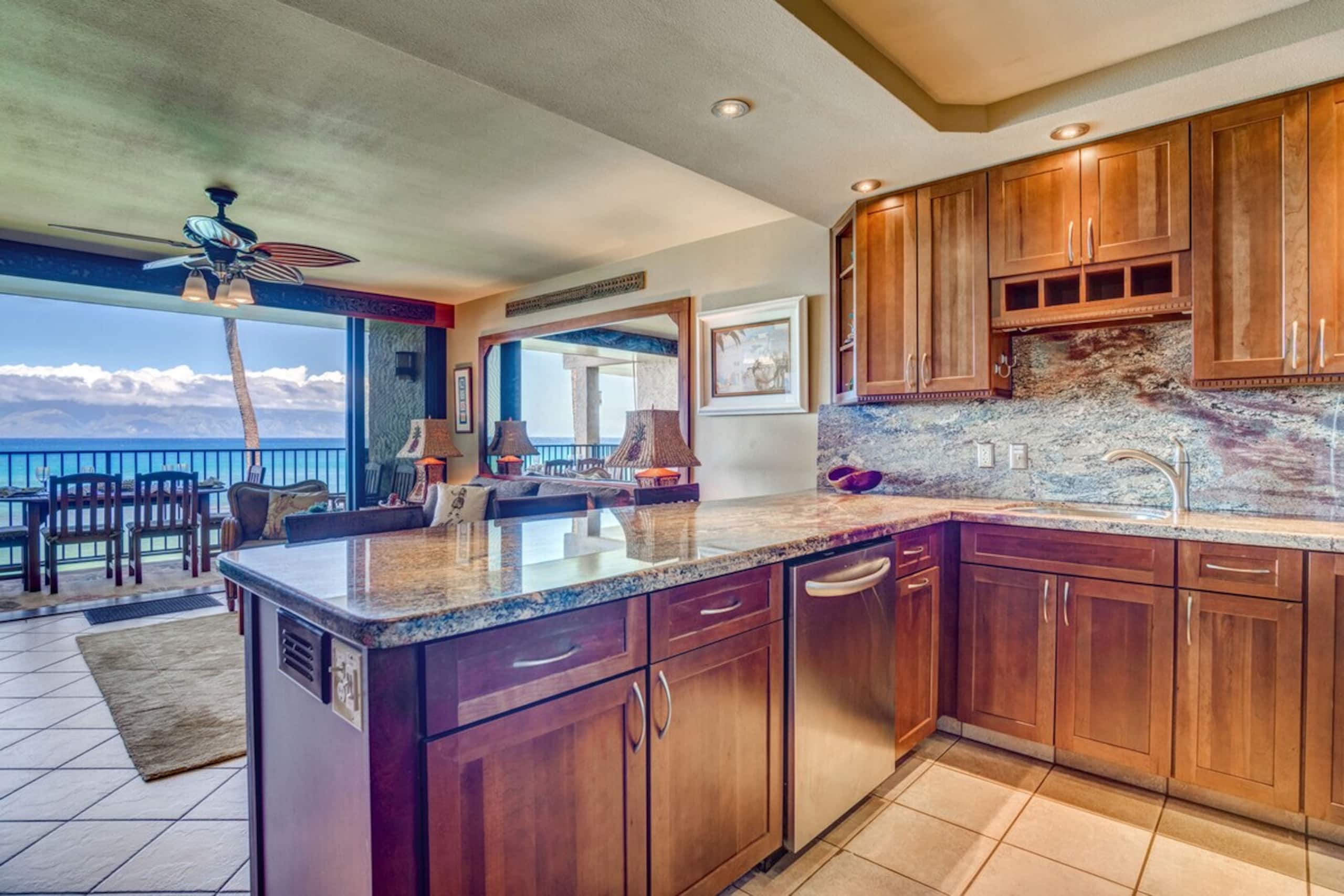 Newly upgraded kitchen with oceanfront views - Photo 5