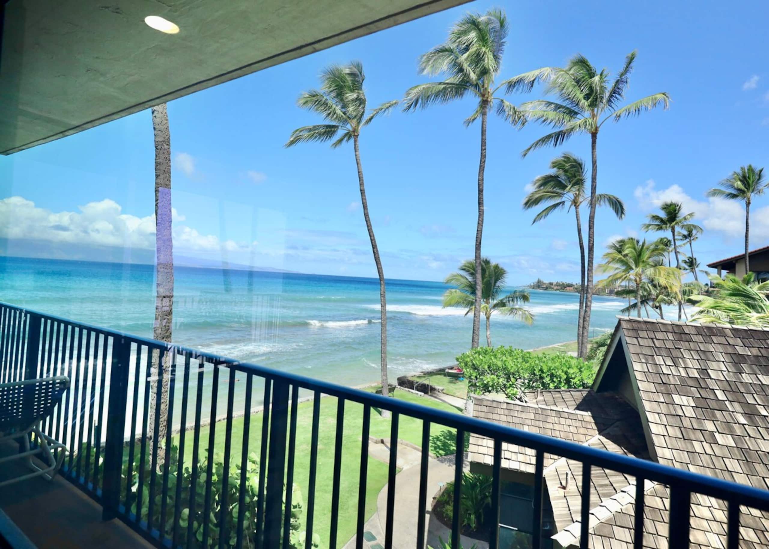 1BR Oceanfront Corner, Wraparound Lanai + A/C - Photo 38