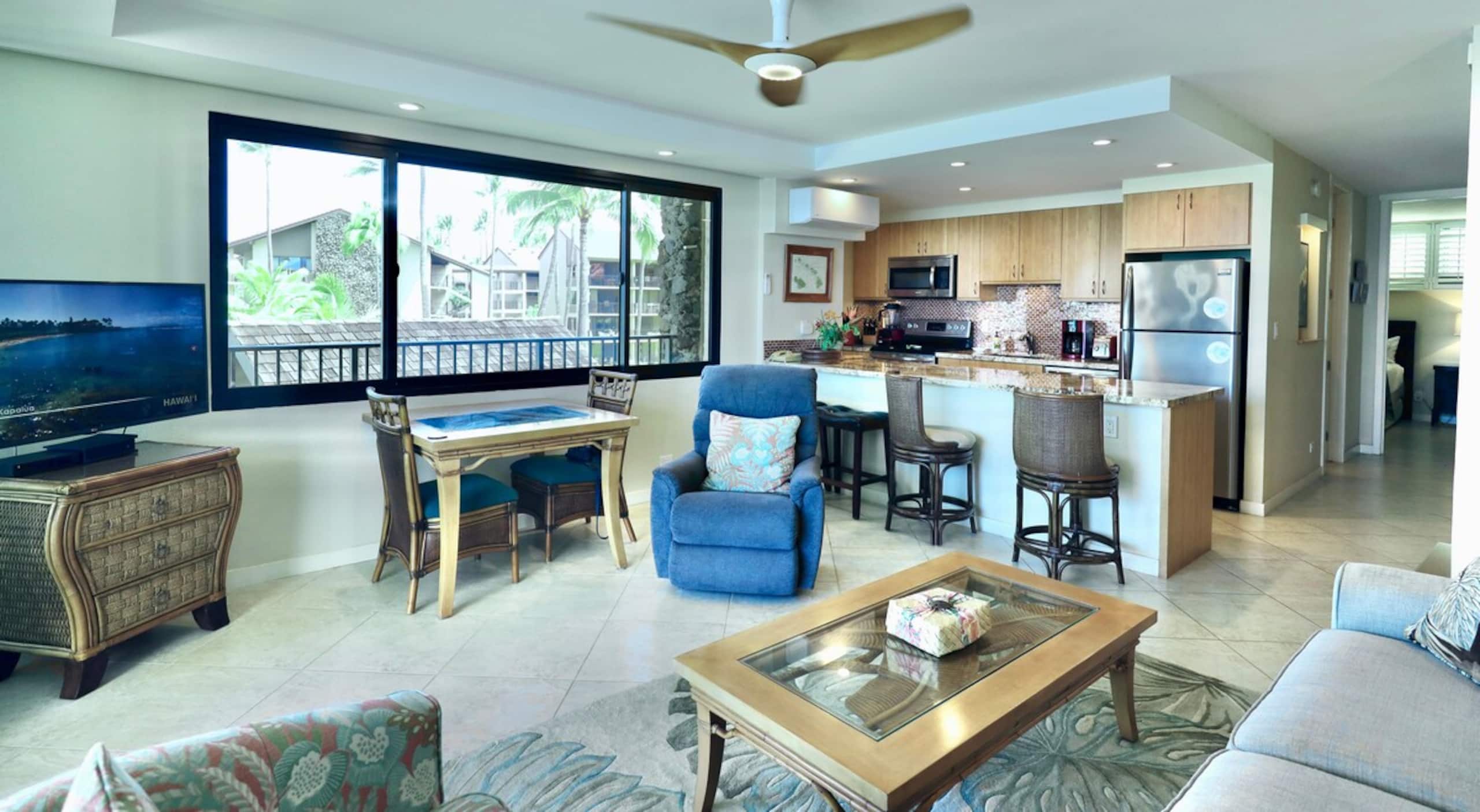 1BR Oceanfront Corner, Wraparound Lanai + A/C - Photo 13