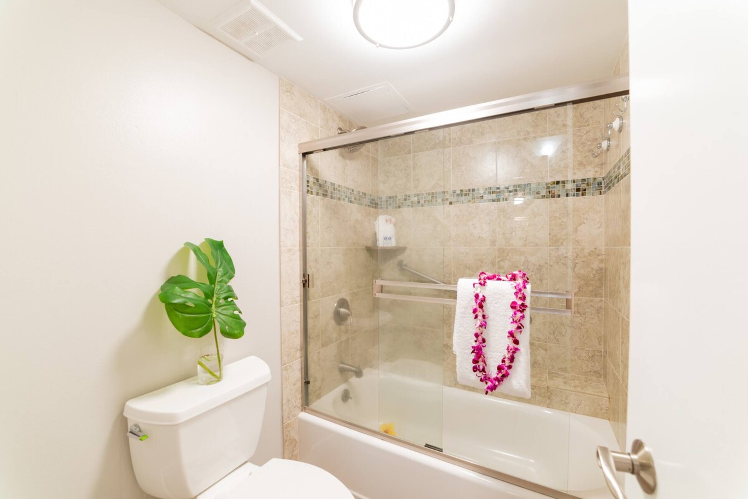 Spacious 1BD w Pool & Beach Cabana - THE E104 - Photo 22