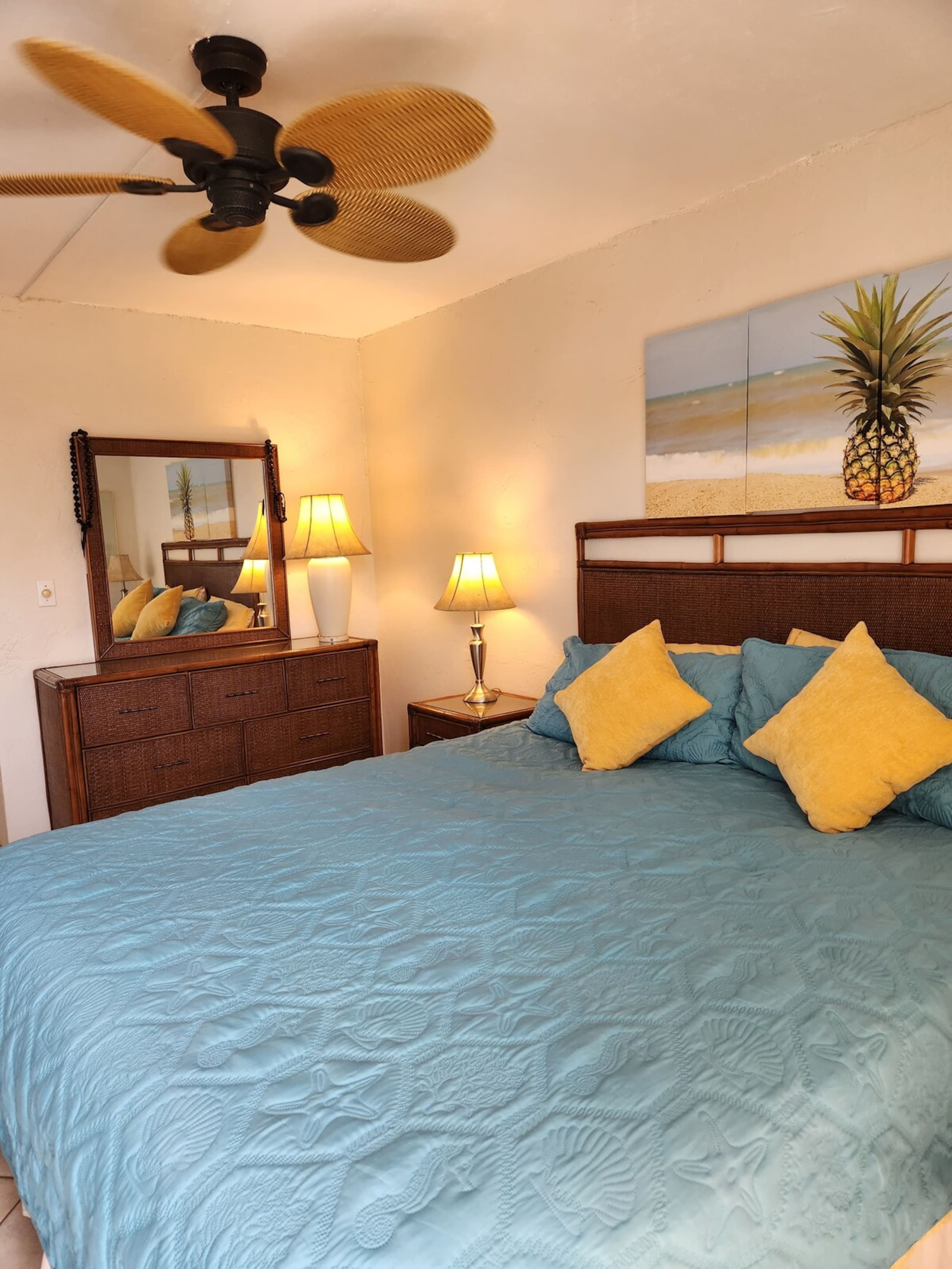 Beachfront Condo with Ocean View & Pool - Photo 1
