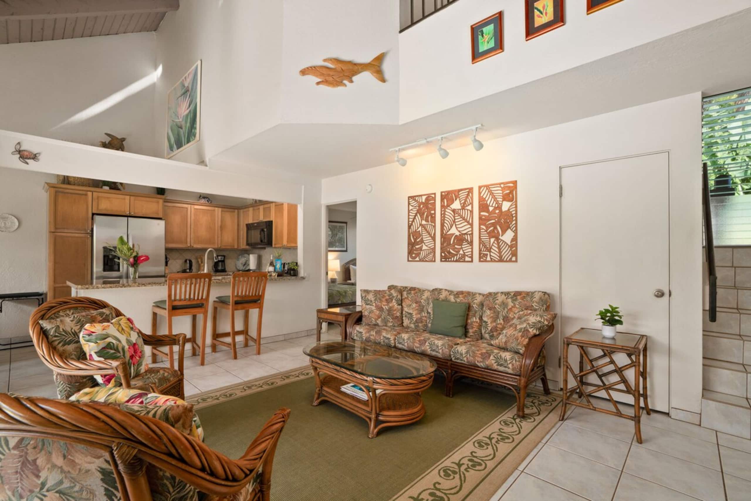 Tropical 2BR Retreat w/Mountain Views & Beach Path - Photo 6