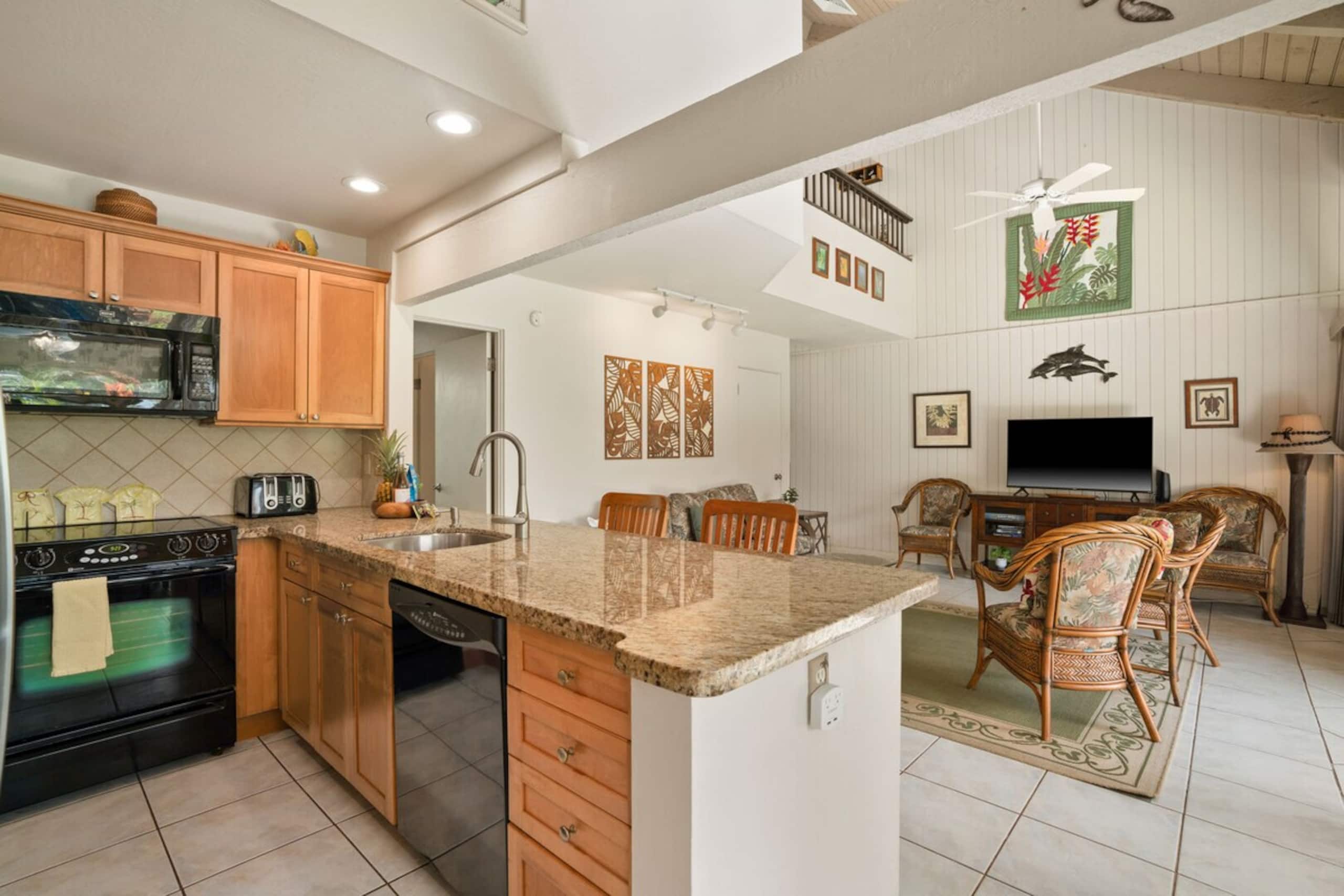 Tropical 2BR Retreat w/Mountain Views & Beach Path - Photo 8