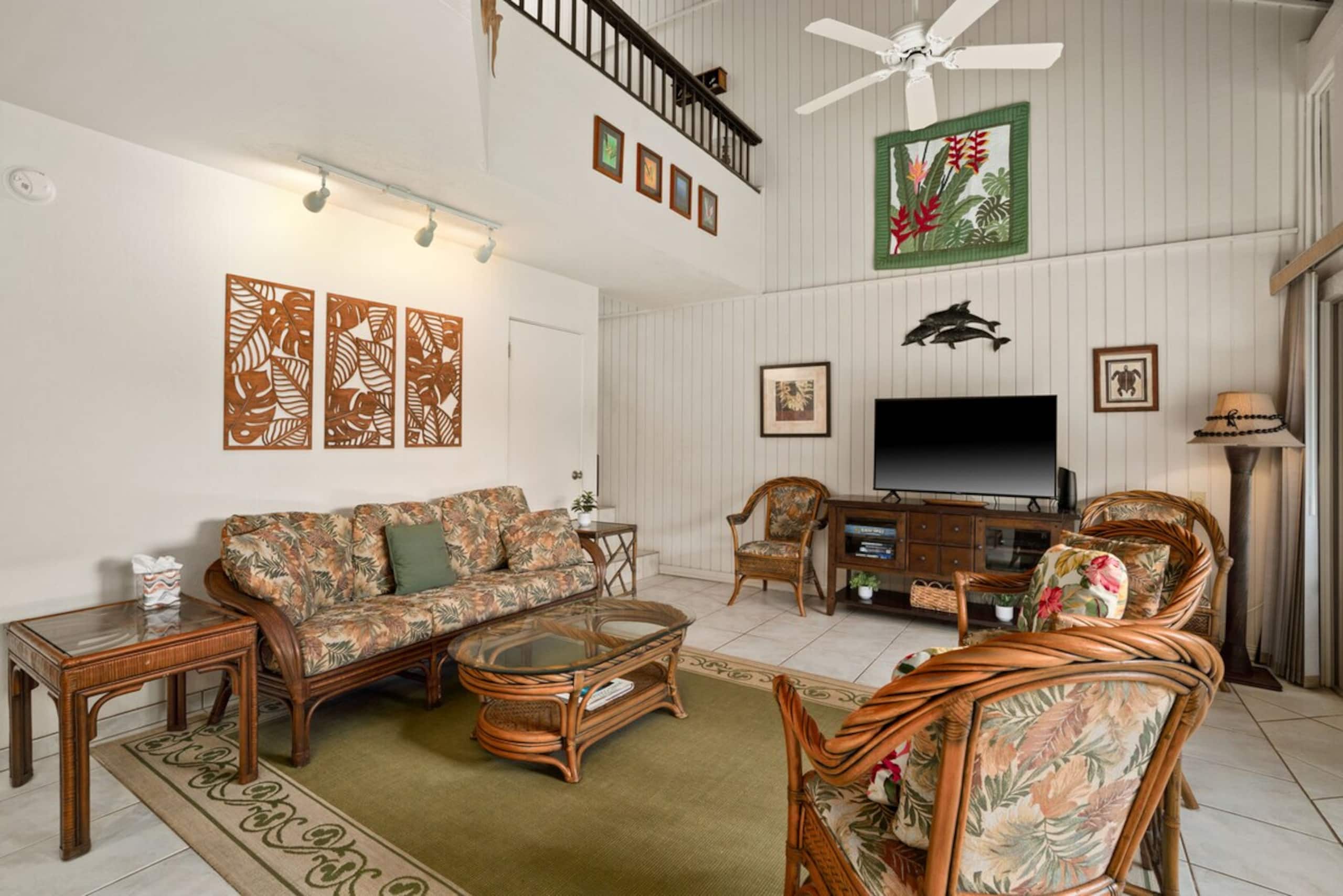 Tropical 2BR Retreat w/Mountain Views & Beach Path - Photo 12