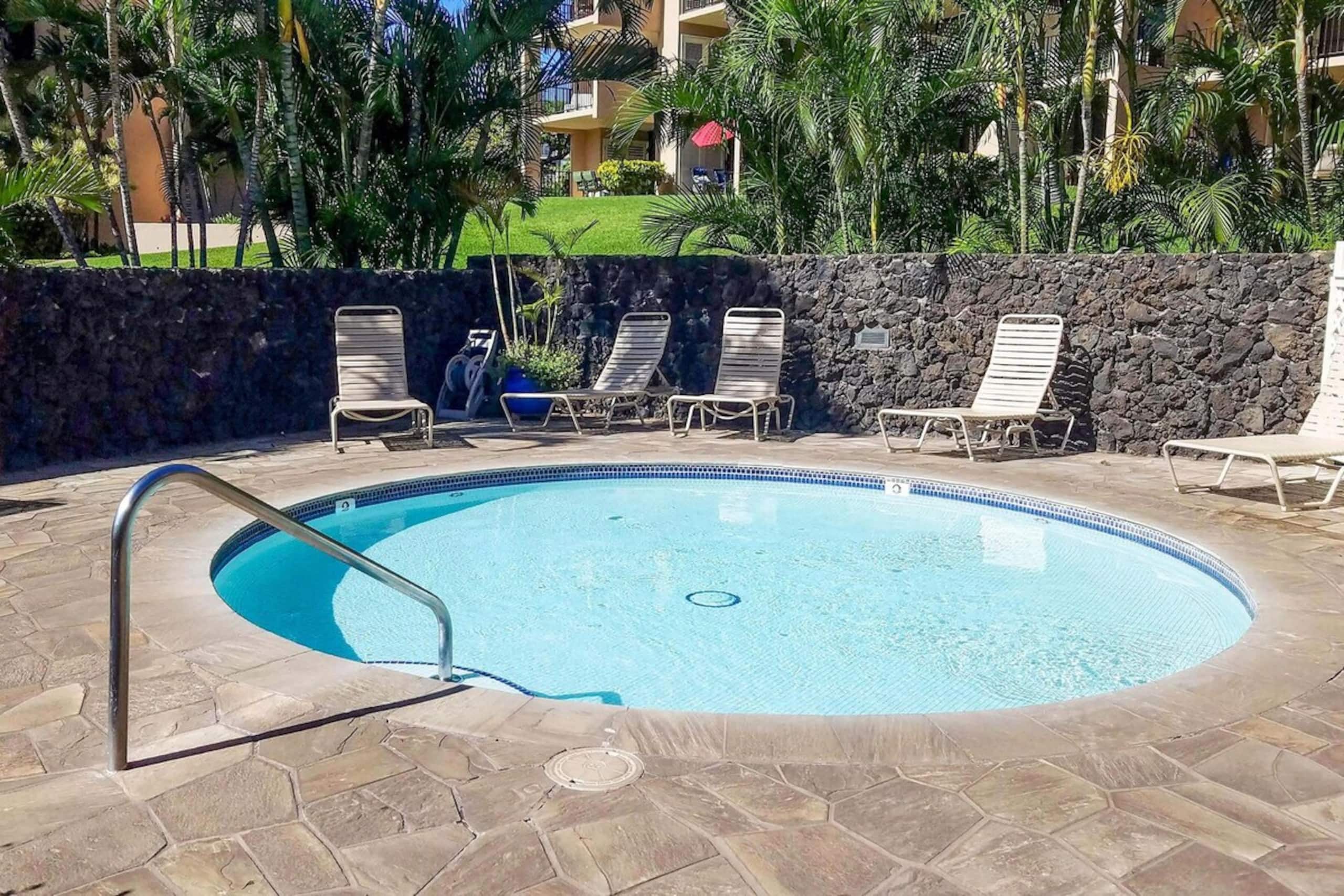 Kamaole Sands 4-213 Designer Oasis Steps to Beach - Photo 28