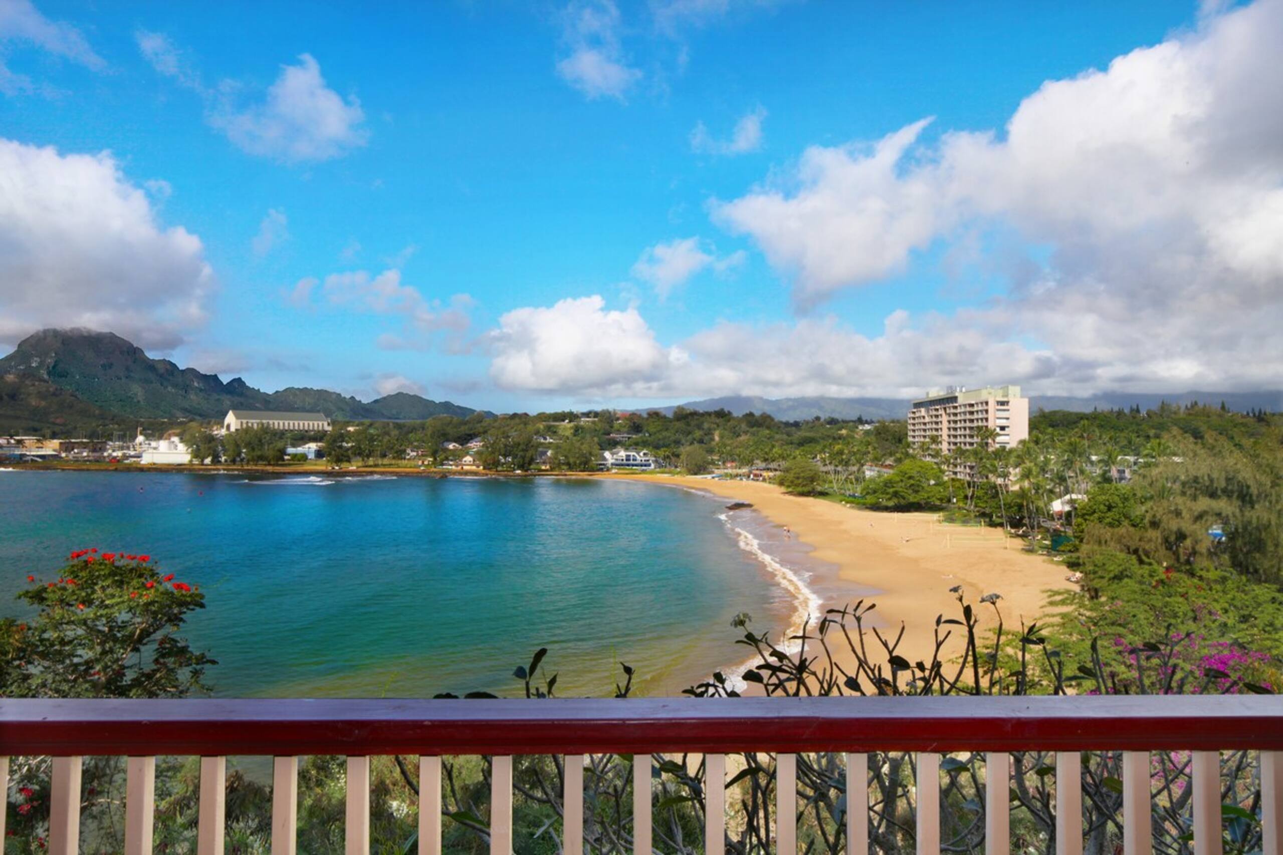 NEW A/C 2 Bed Cliffside Ocean Bay View in Lihue - Photo 15