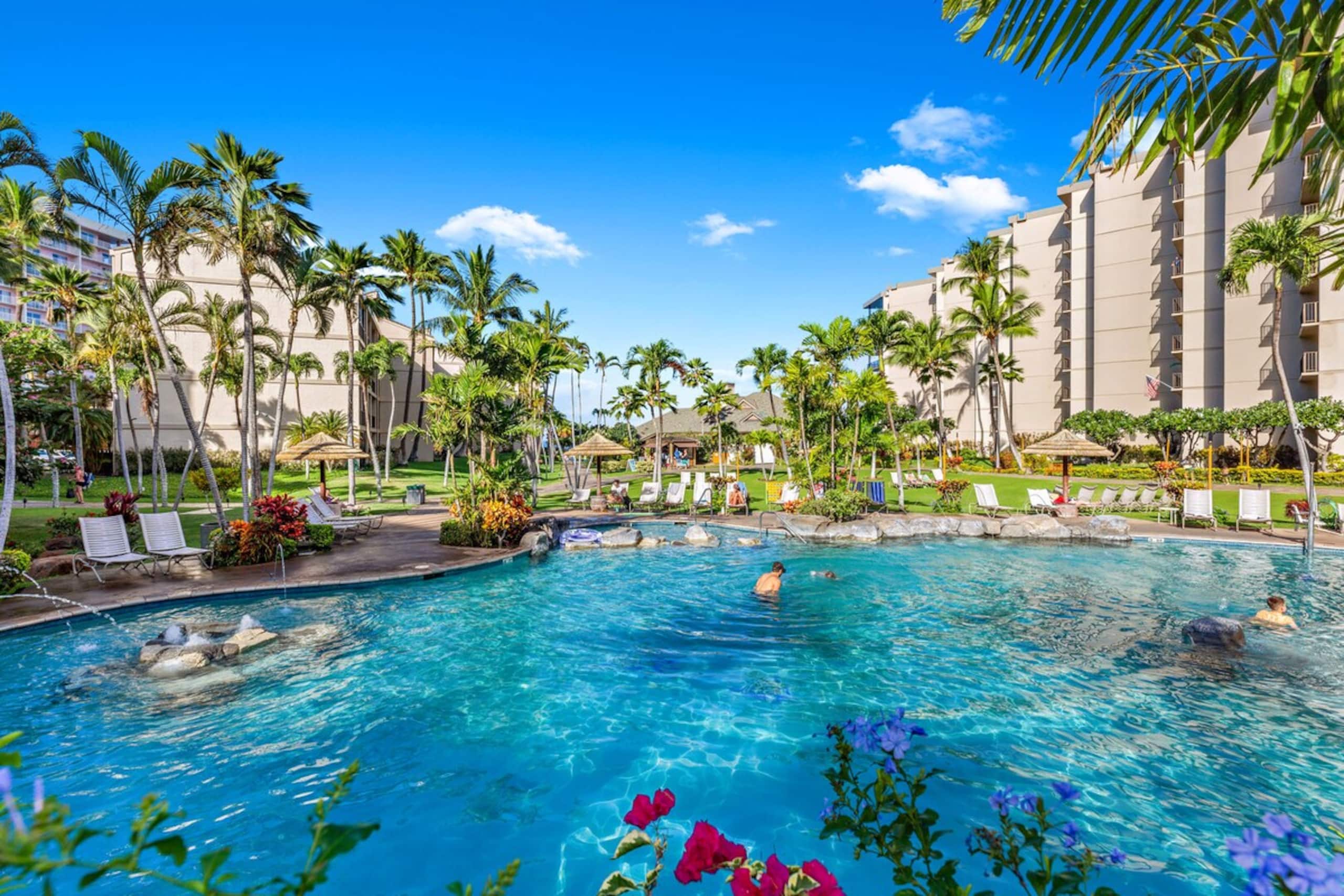 Island Comfort with a 7th-Floor View - Photo 12