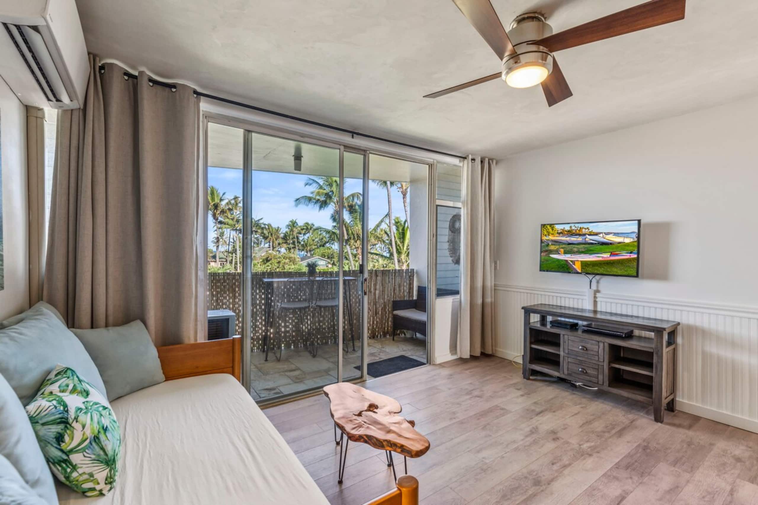 Ku'au Paia - Walk to the Beach! - Photo 1