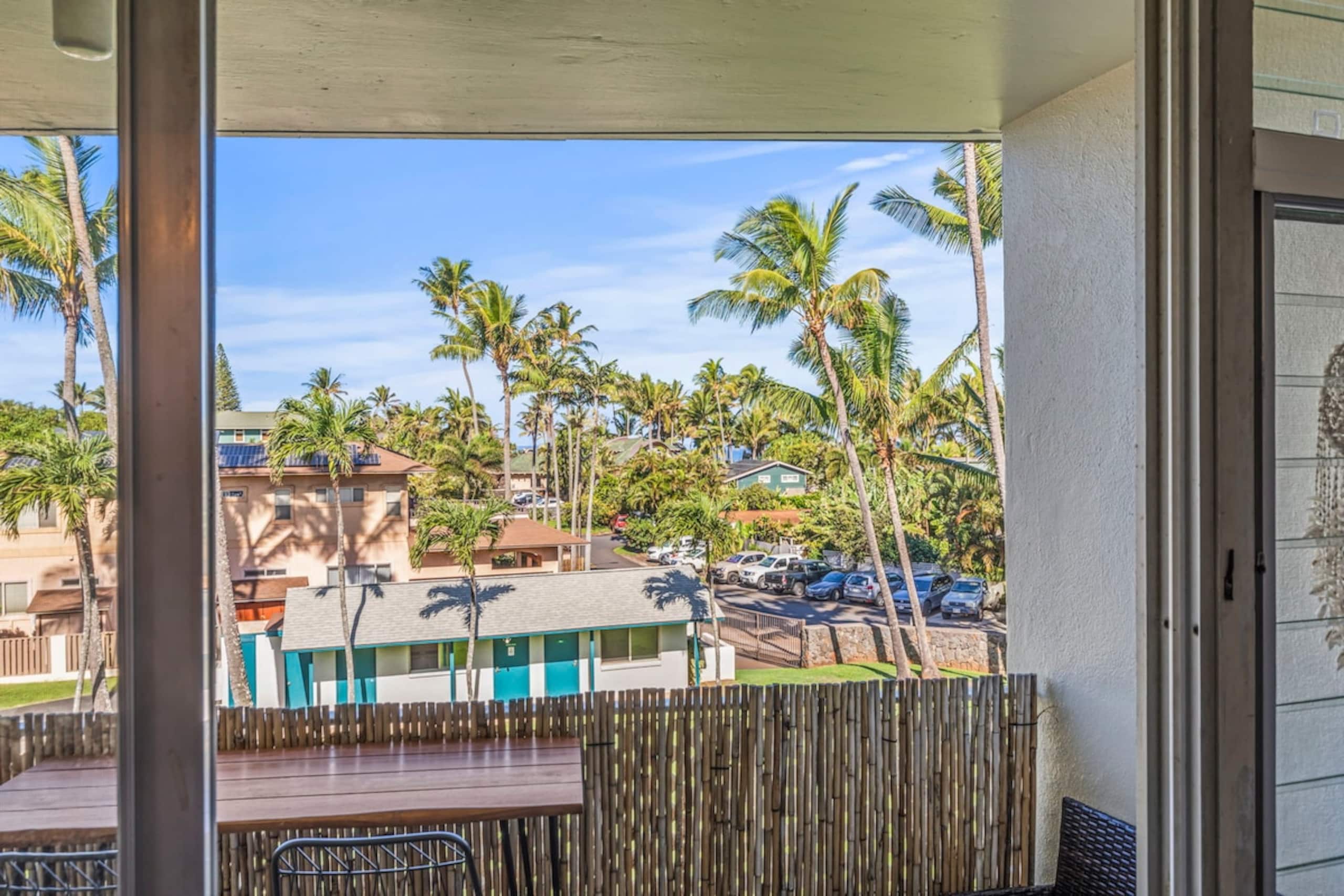Ku'au Paia - Walk to the Beach! - Photo 24