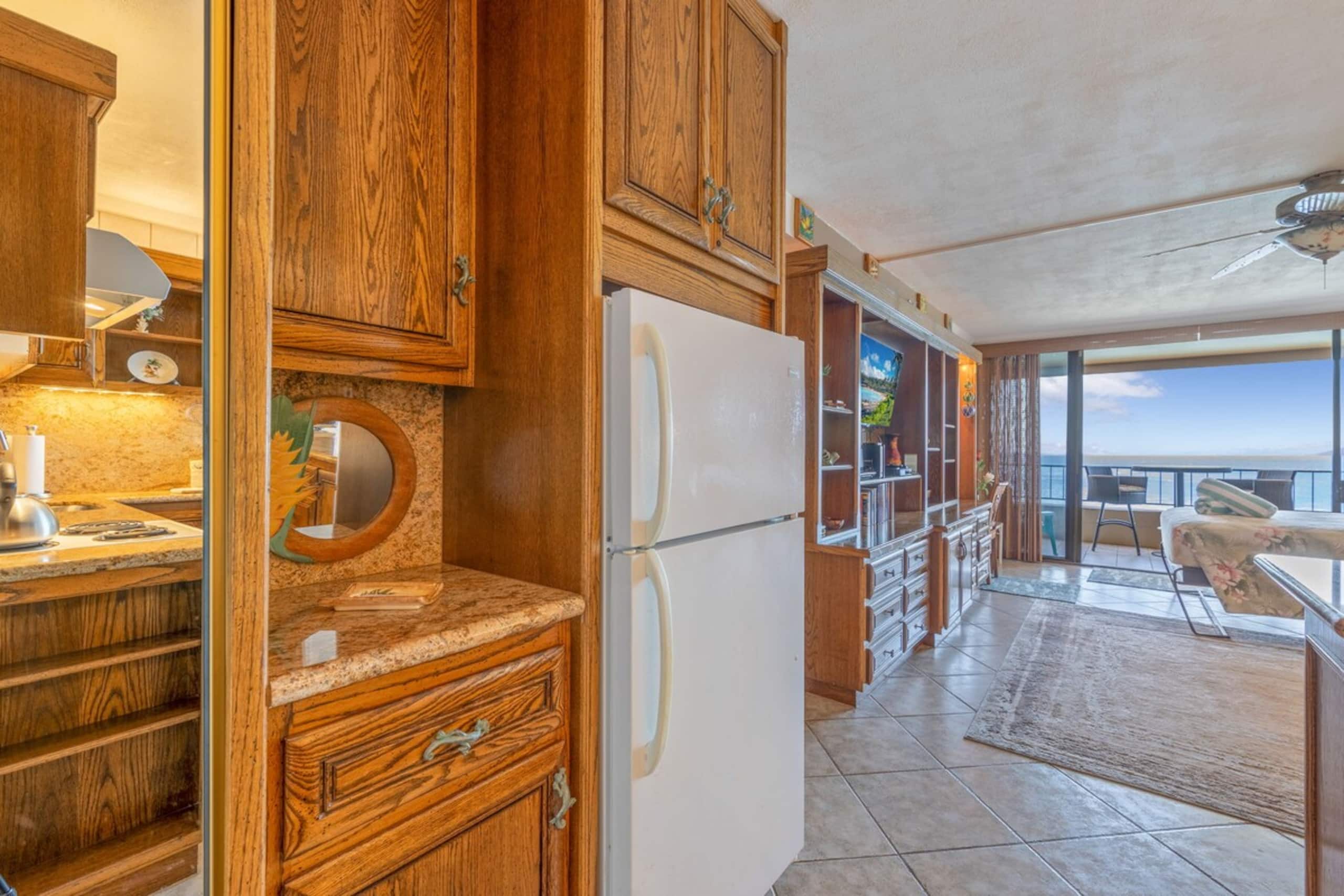 Oceanfront Studio w/Central AC & Sunset View - Photo 19