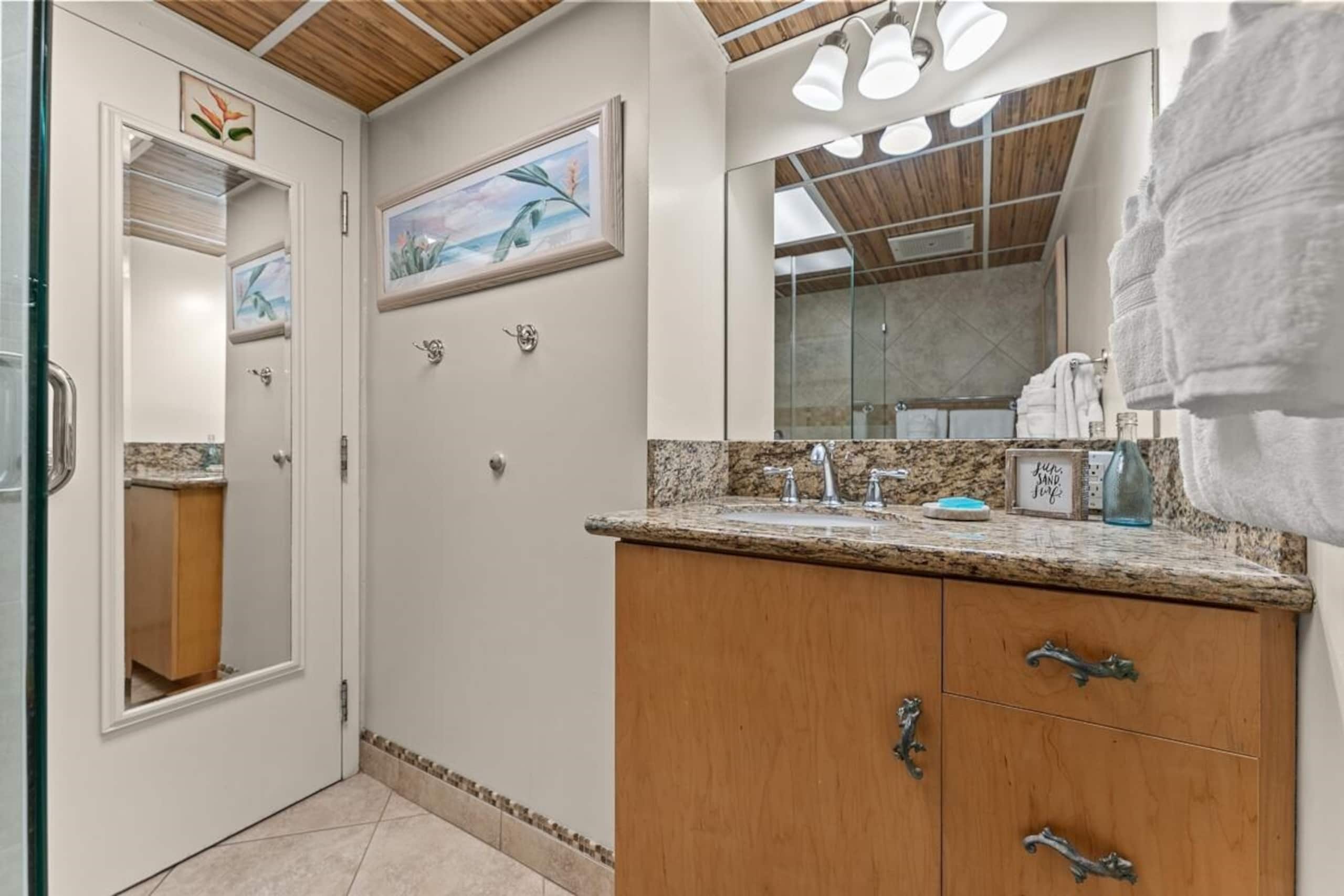 Oceanfront Studio w/Central AC & Sunset View - Photo 28
