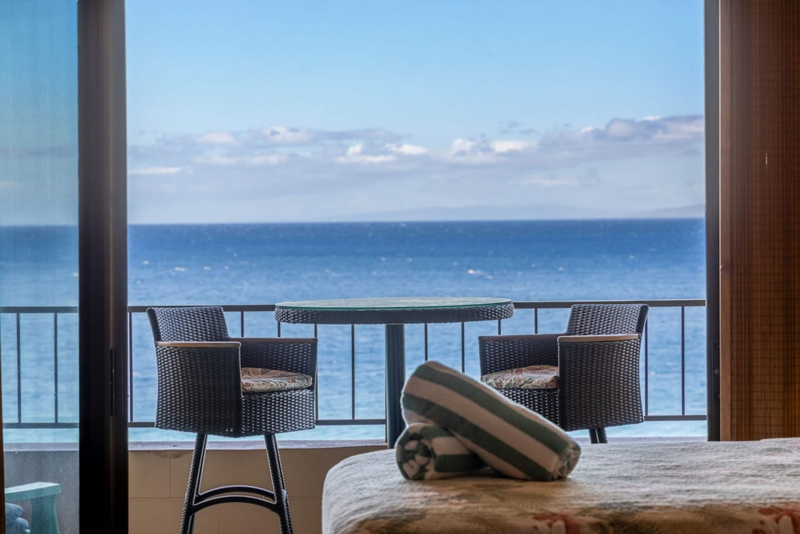 Oceanfront Studio w/Central AC & Sunset View - Photo 1