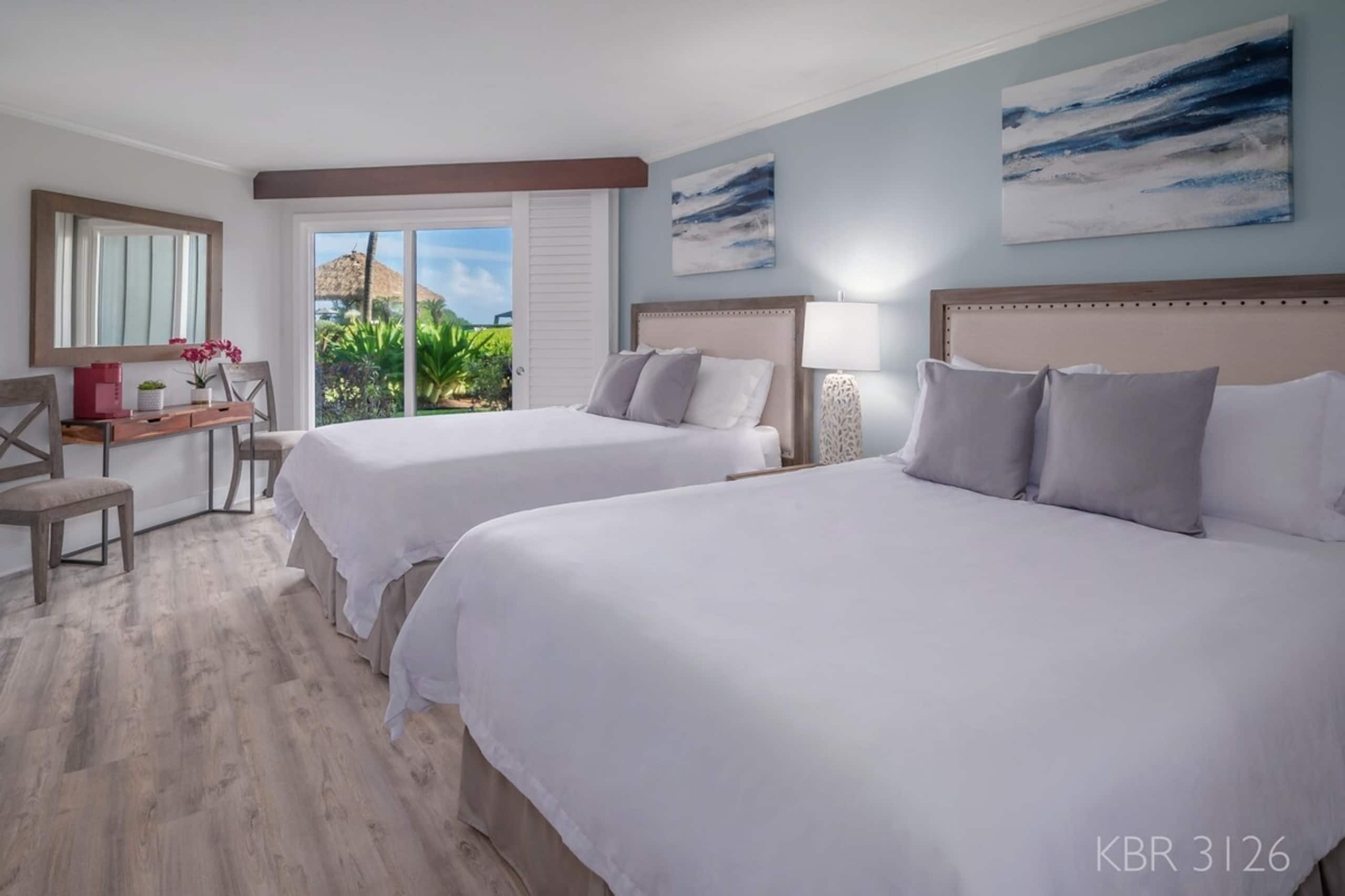 Oceanfront Resort with walkout lanai, 2 Queen bed - Photo 5