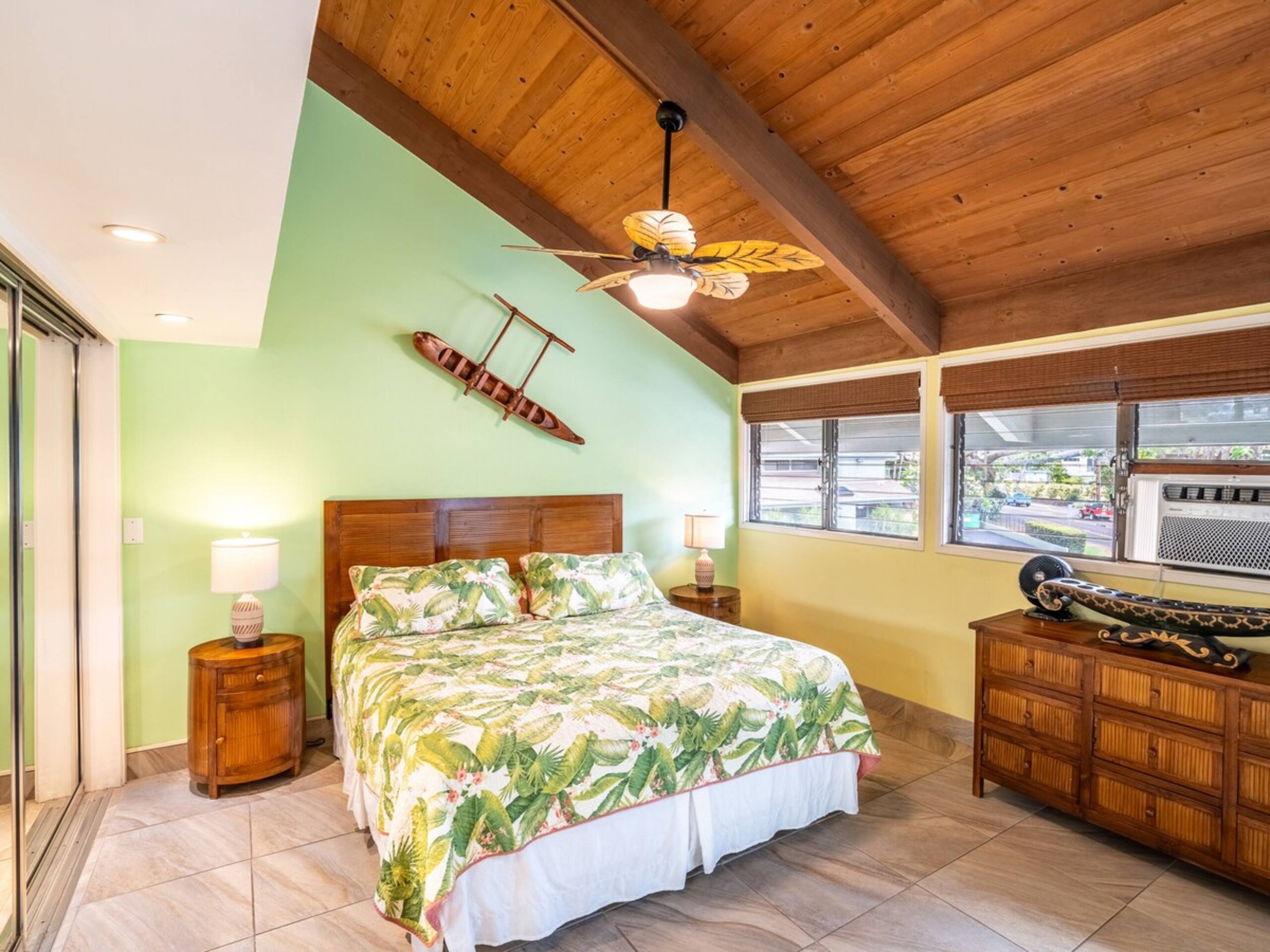 Last Minute Deal 3- Bedroom Oceanfront - Photo 16