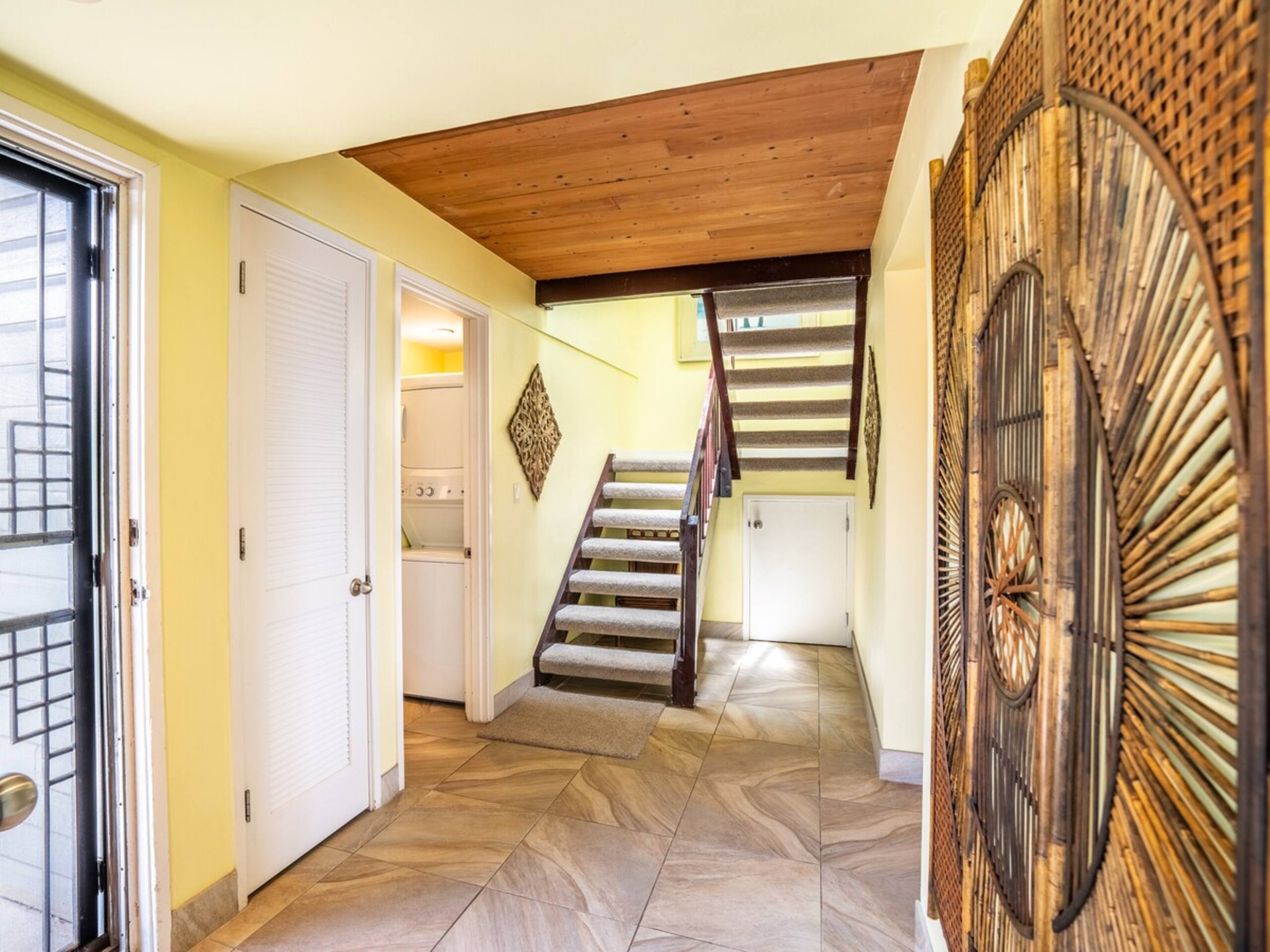 Last Minute Deal 3- Bedroom Oceanfront - Photo 33