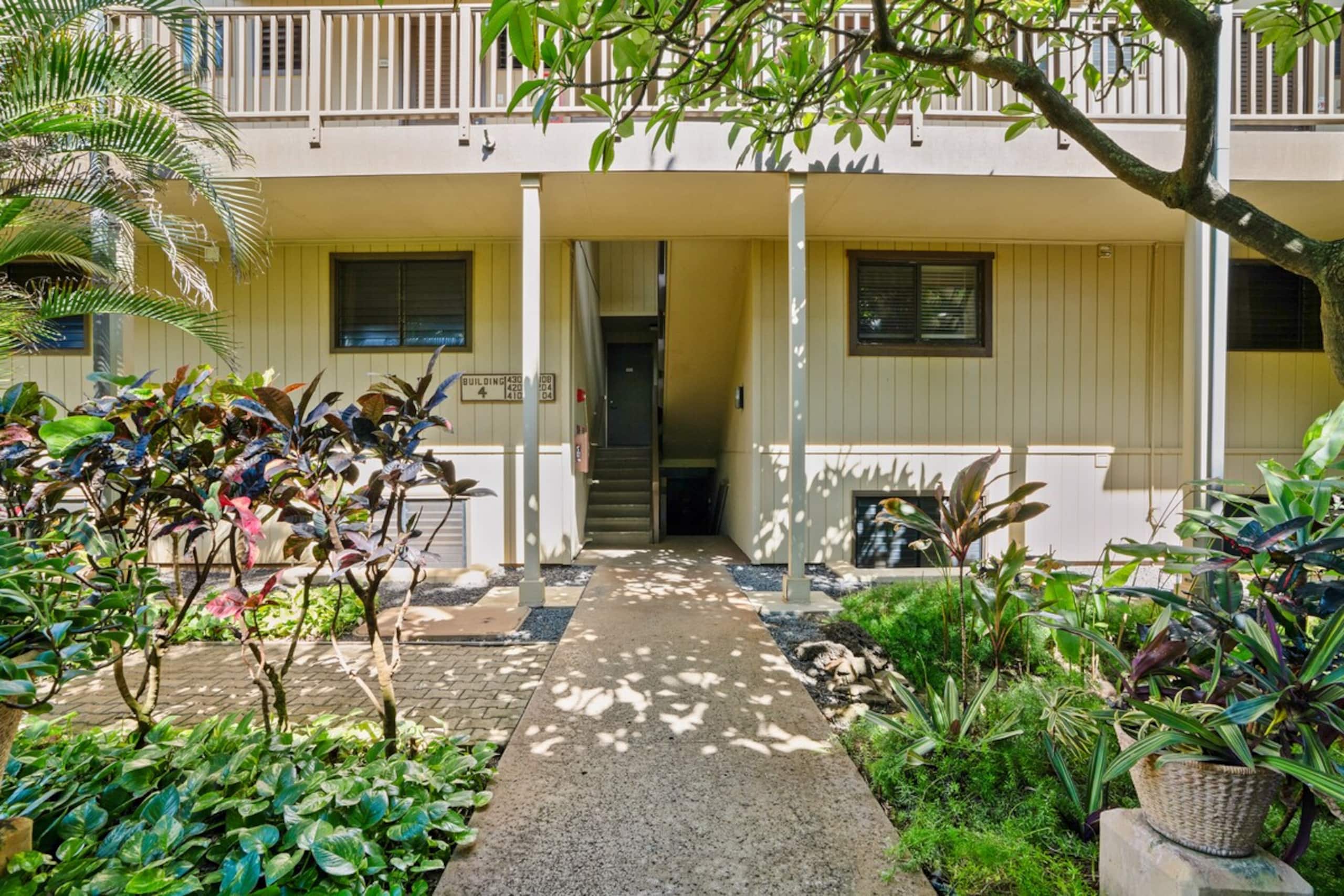 Poipu beach condo w/ pool and hot tub - Photo 3