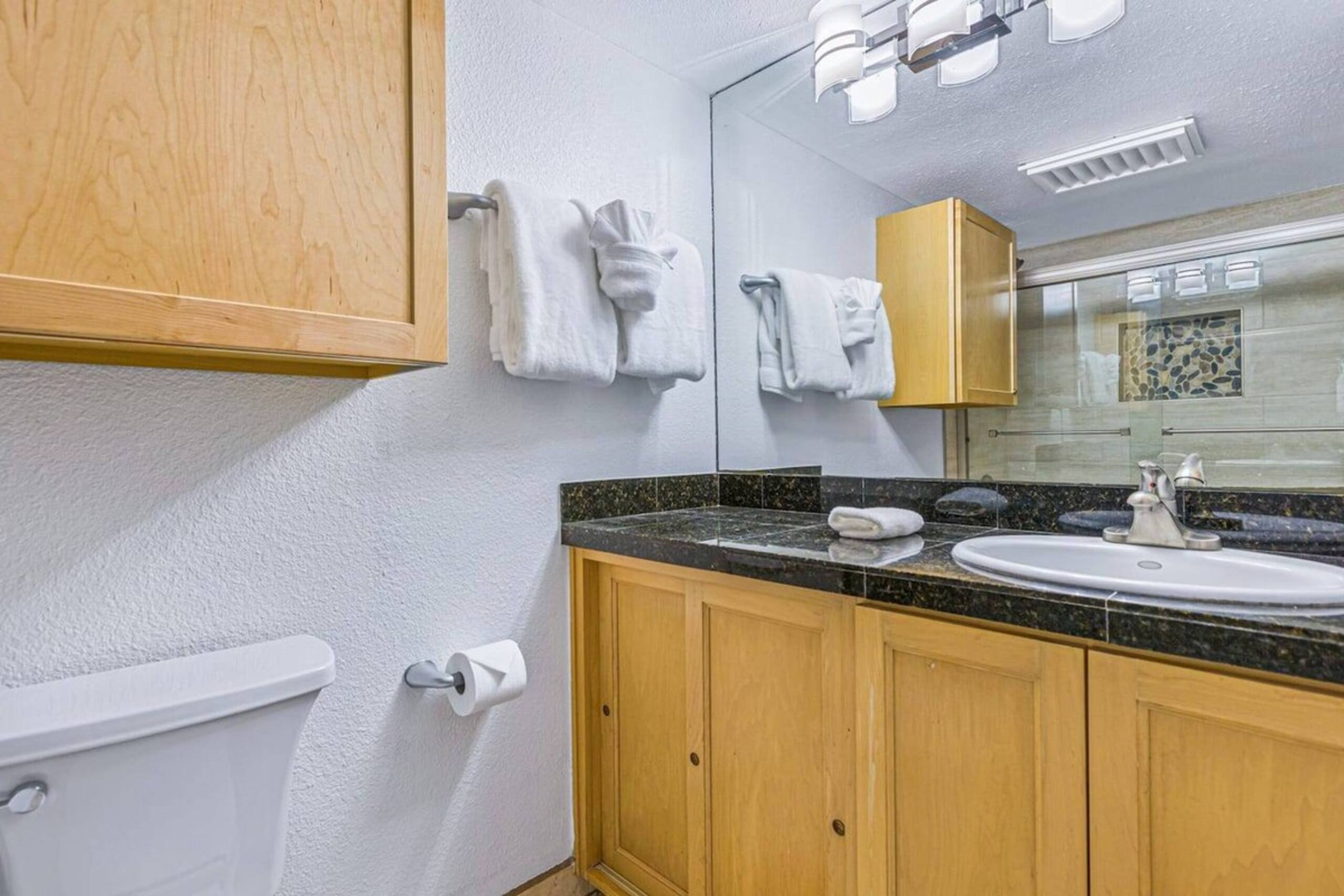 3-Min Walk to Beach, First Floor, No Resort Fee - Photo 19