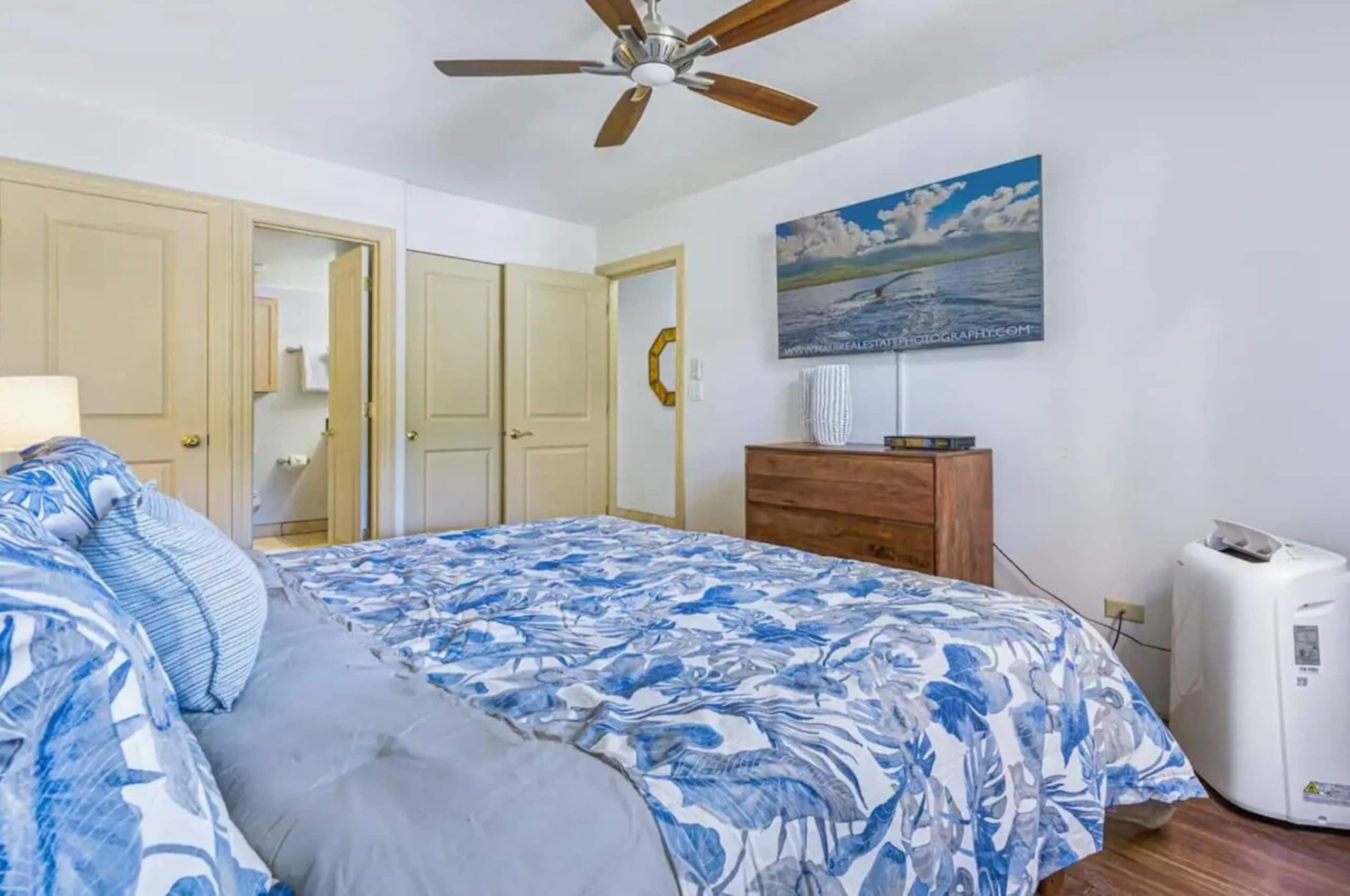 3-Min Walk to Beach, First Floor, No Resort Fee - Photo 14