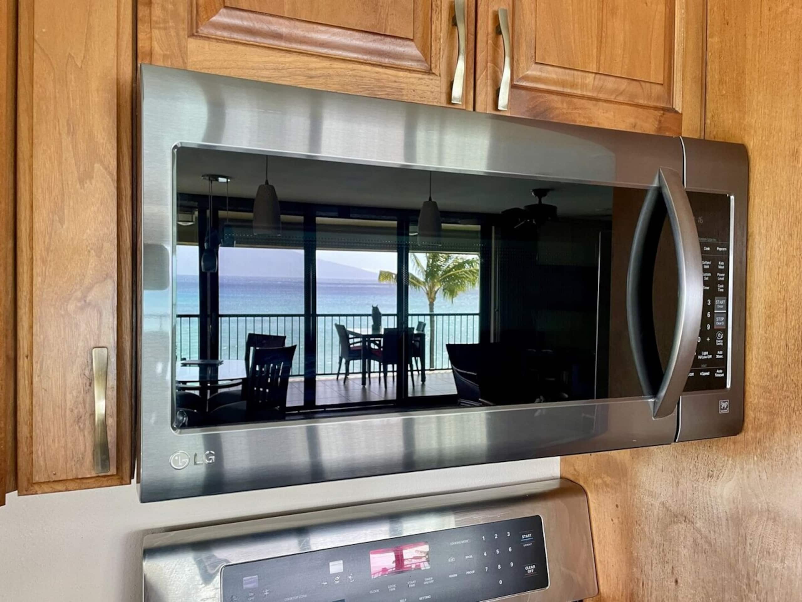 Fantastic details throughout 2BD oceanfront condo - Photo 18